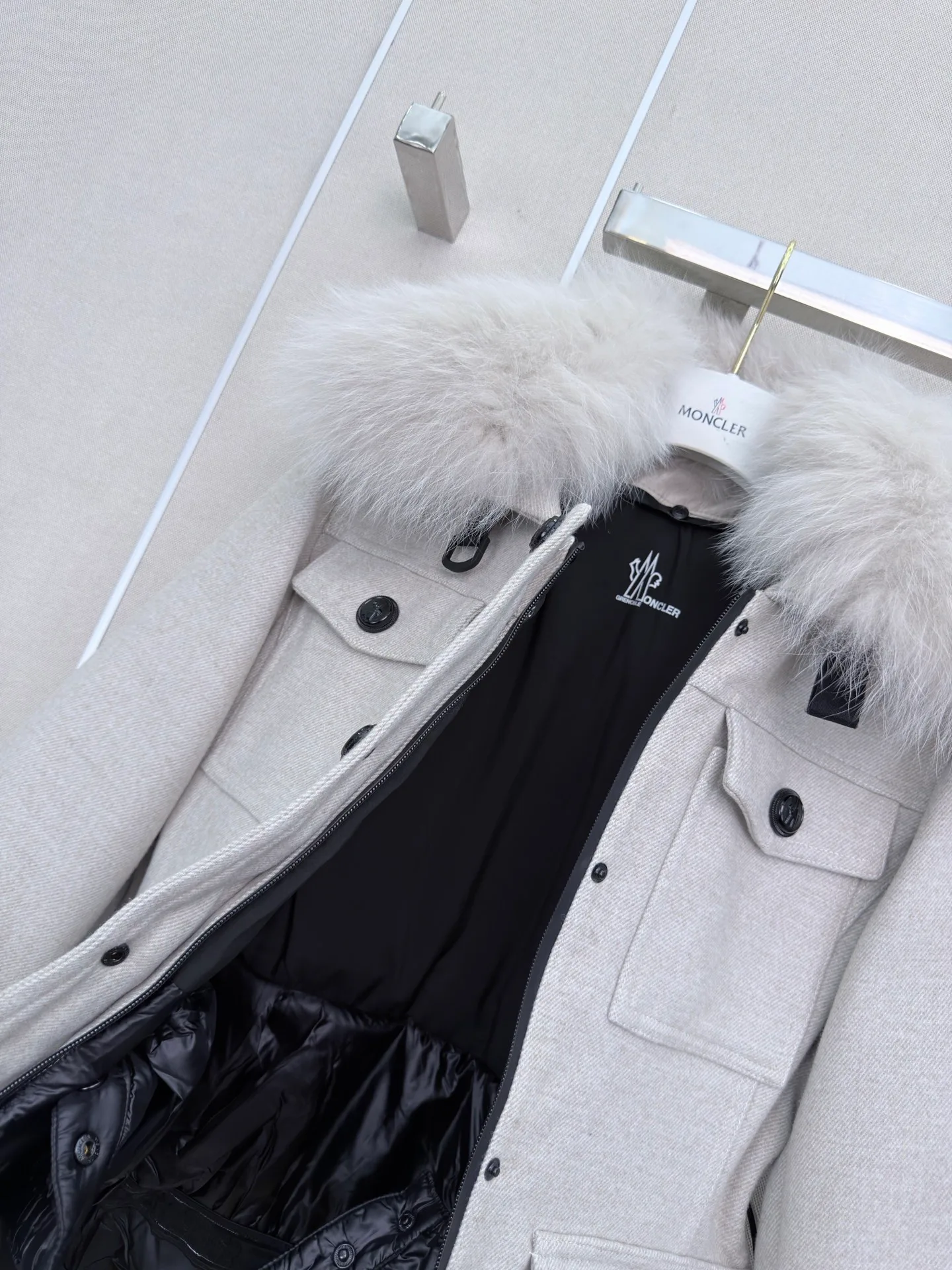 Куртки И Пуховики Женские Moncler 19589672