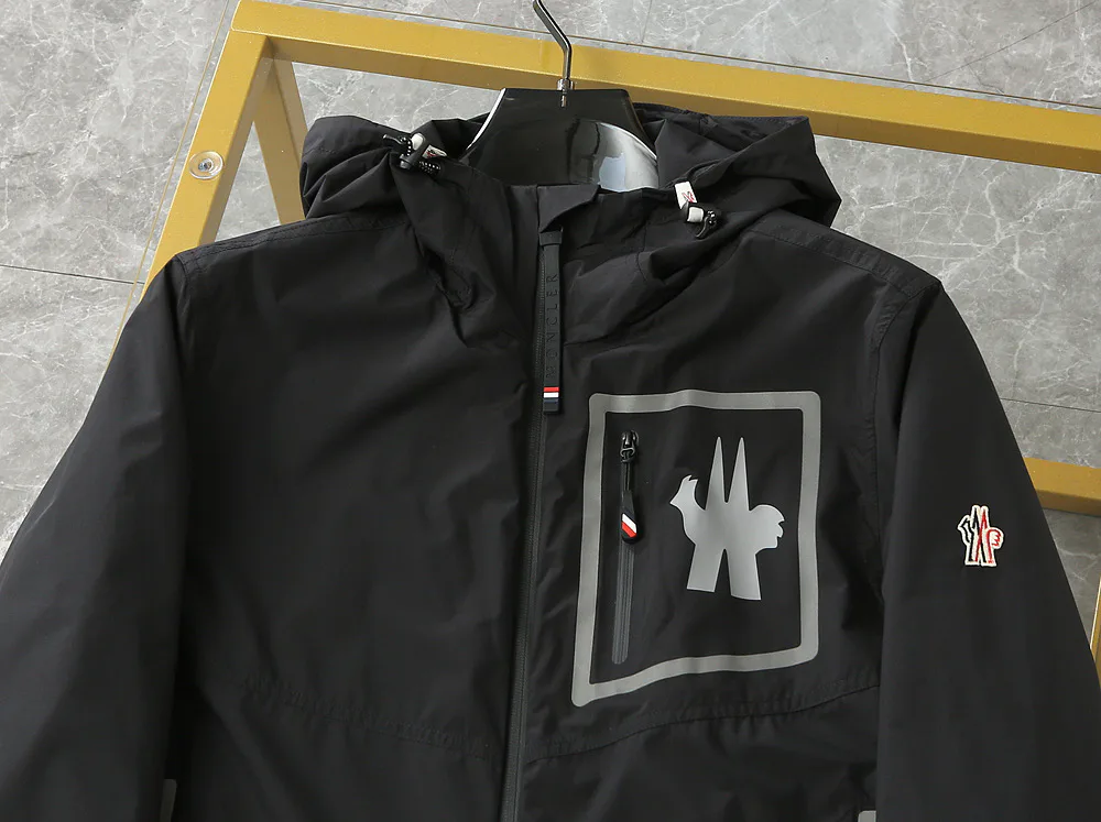 Куртки И Пуховики Мужские Moncler 11602511