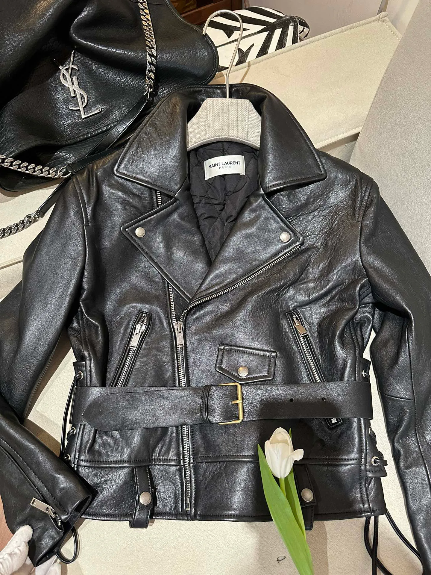 Кожаные Куртки И Дублёнки Женские Saint Laurent 11679755