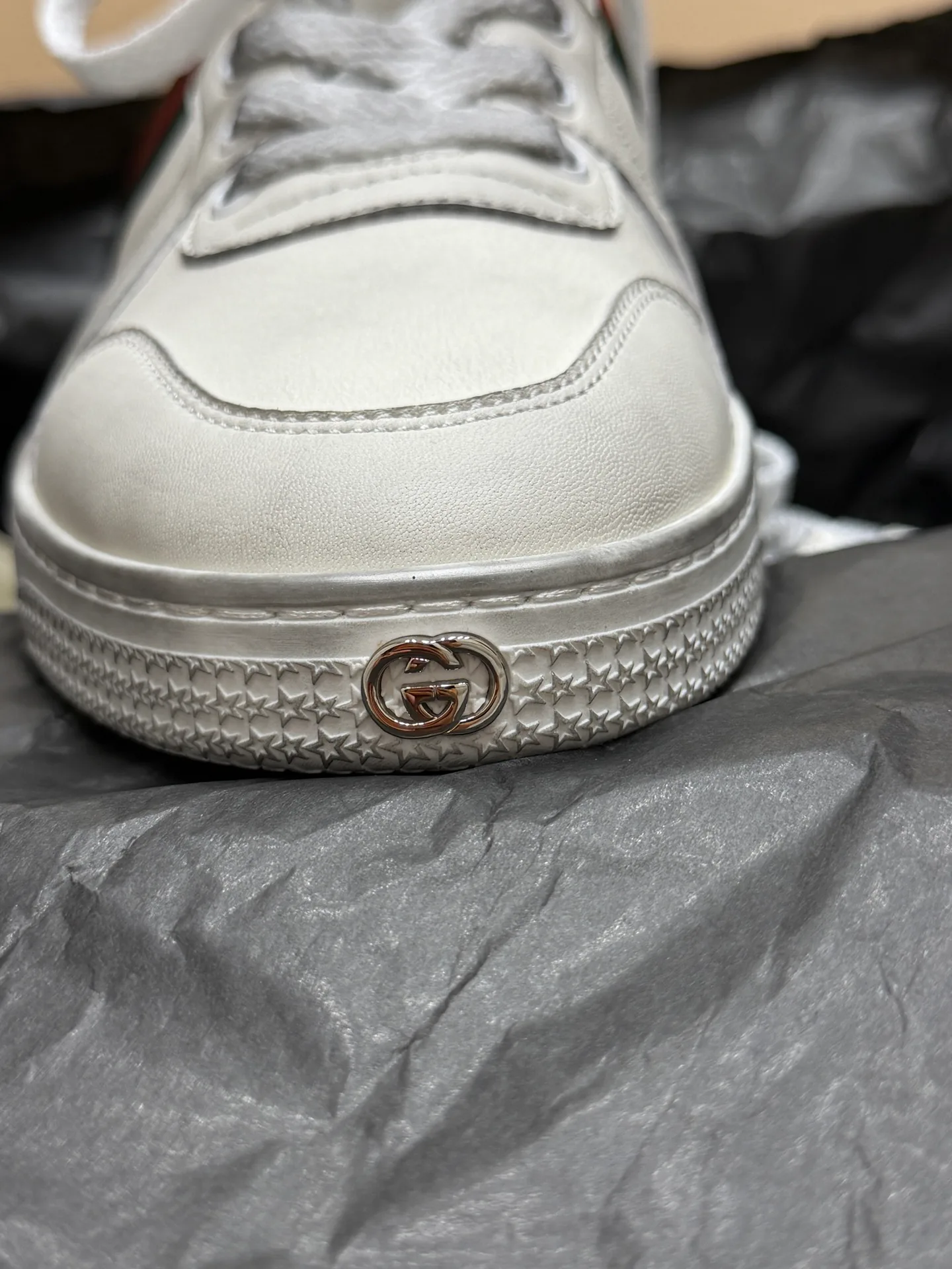 Кроссовки Женские Gucci 18995151