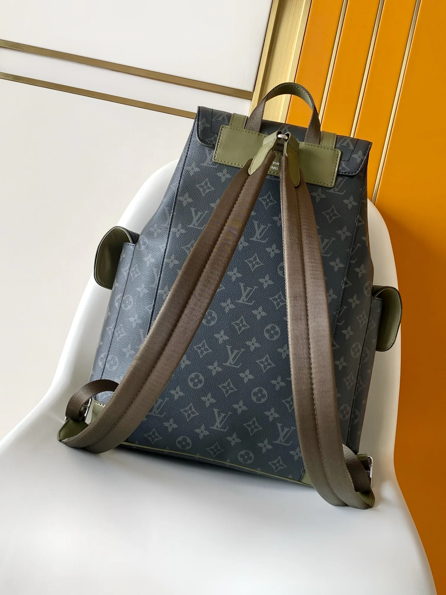Рюкзаки Женские Louis Vuitton 17483338