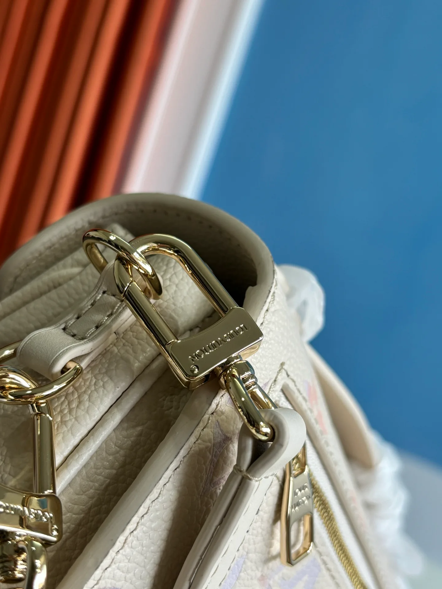 Сумки На Ремне Женские Louis Vuitton 81245