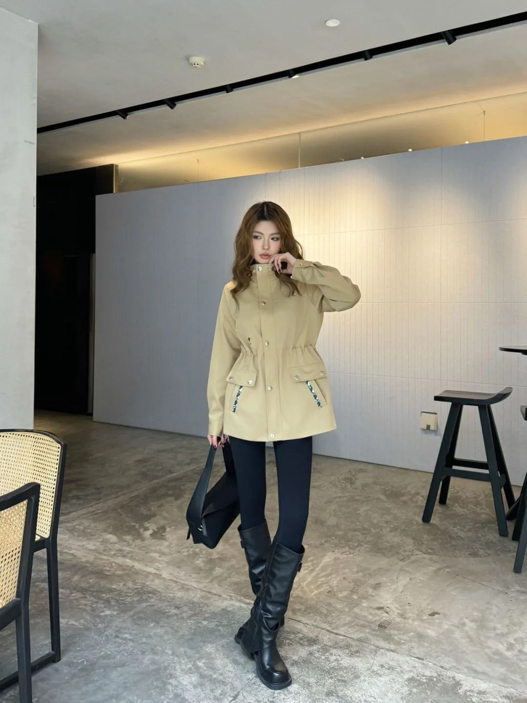 Тренчи Женские Louis Vuitton 373716