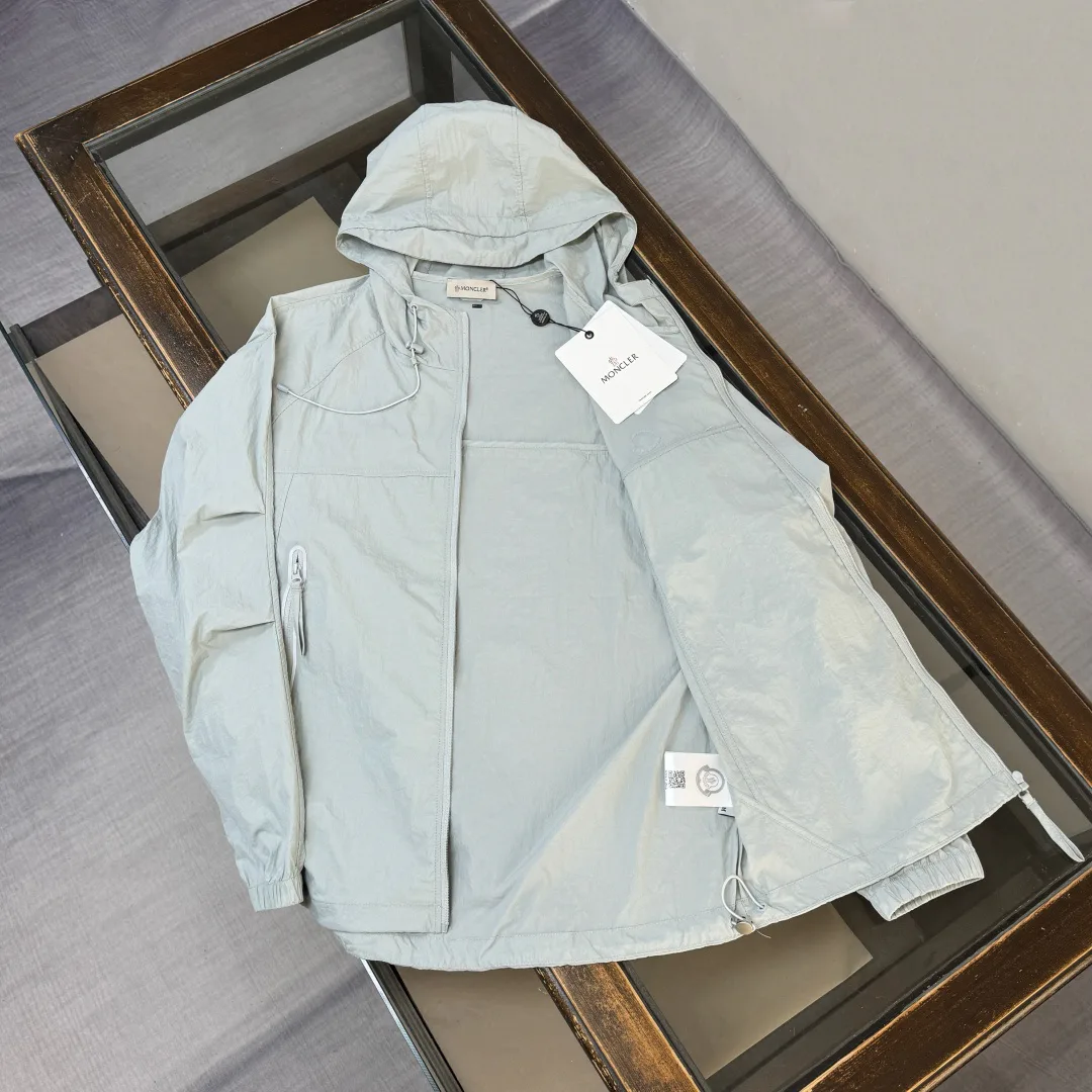 Куртки И Пуховики Мужские Moncler 17286060
