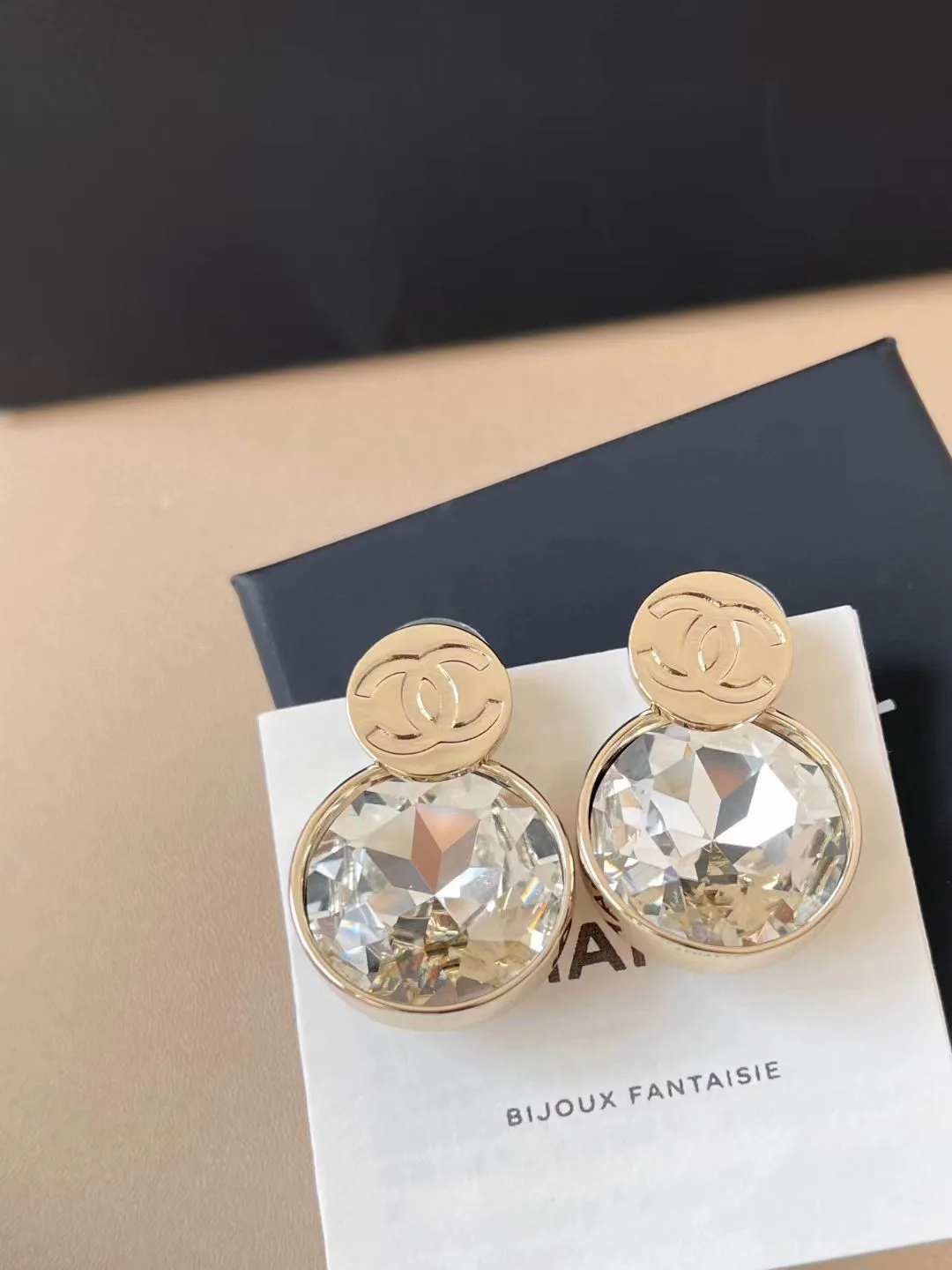 Бижутерия Chanel 360436