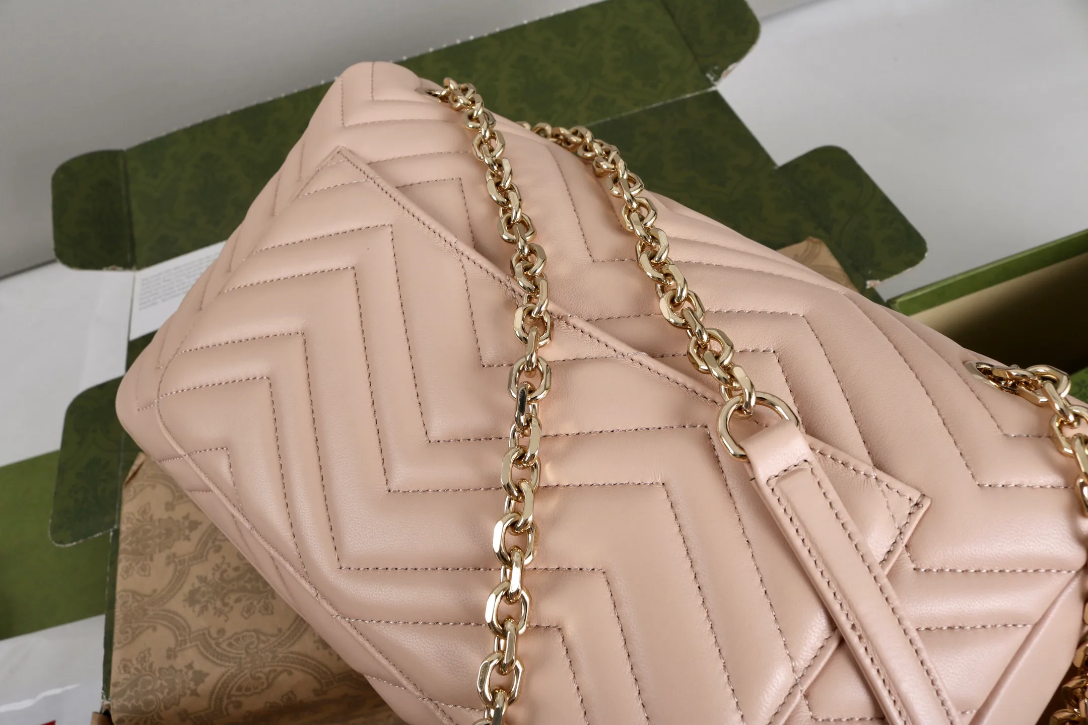Классические Сумки Женские Gucci 18223242