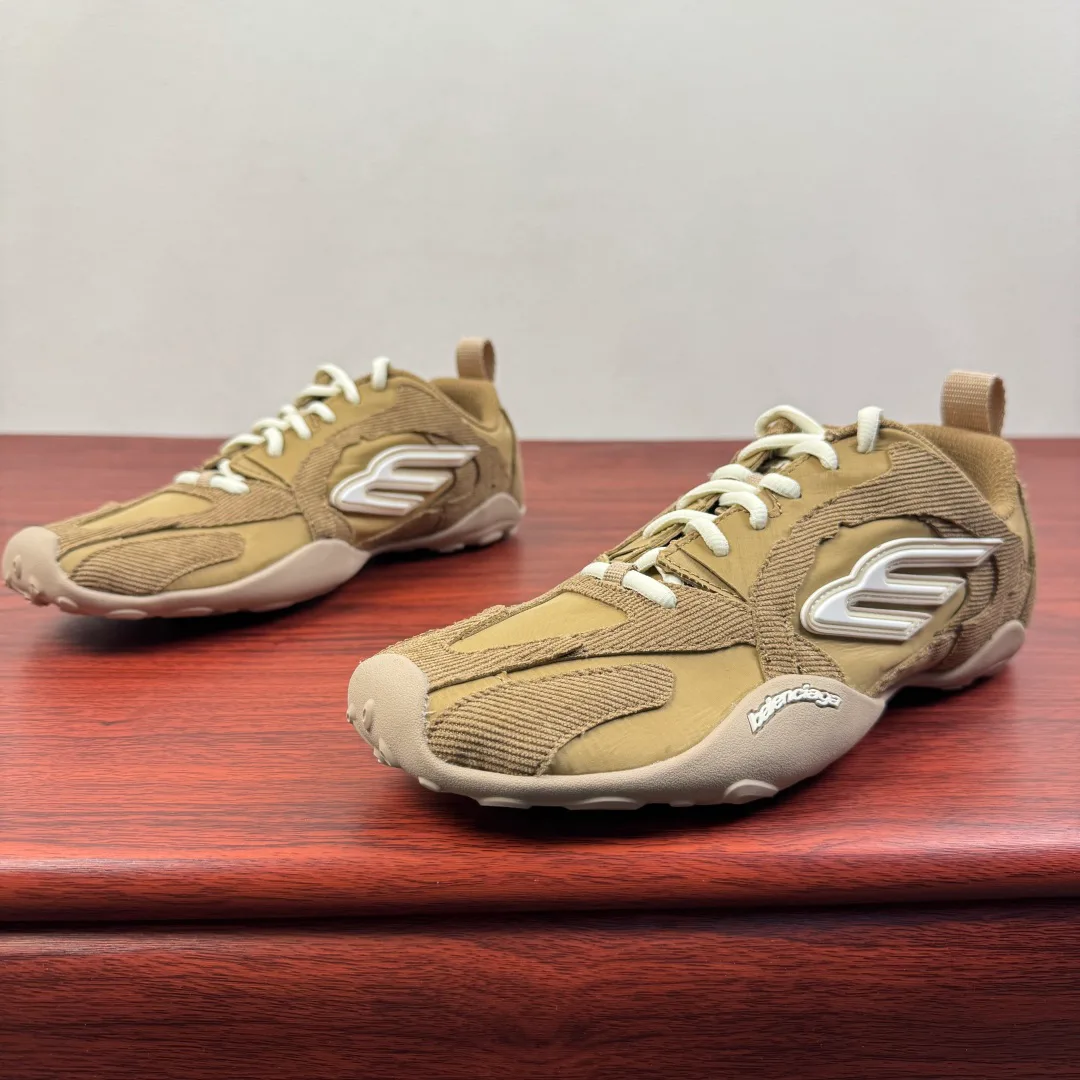 Кроссовки Женские Balenciaga 5543033