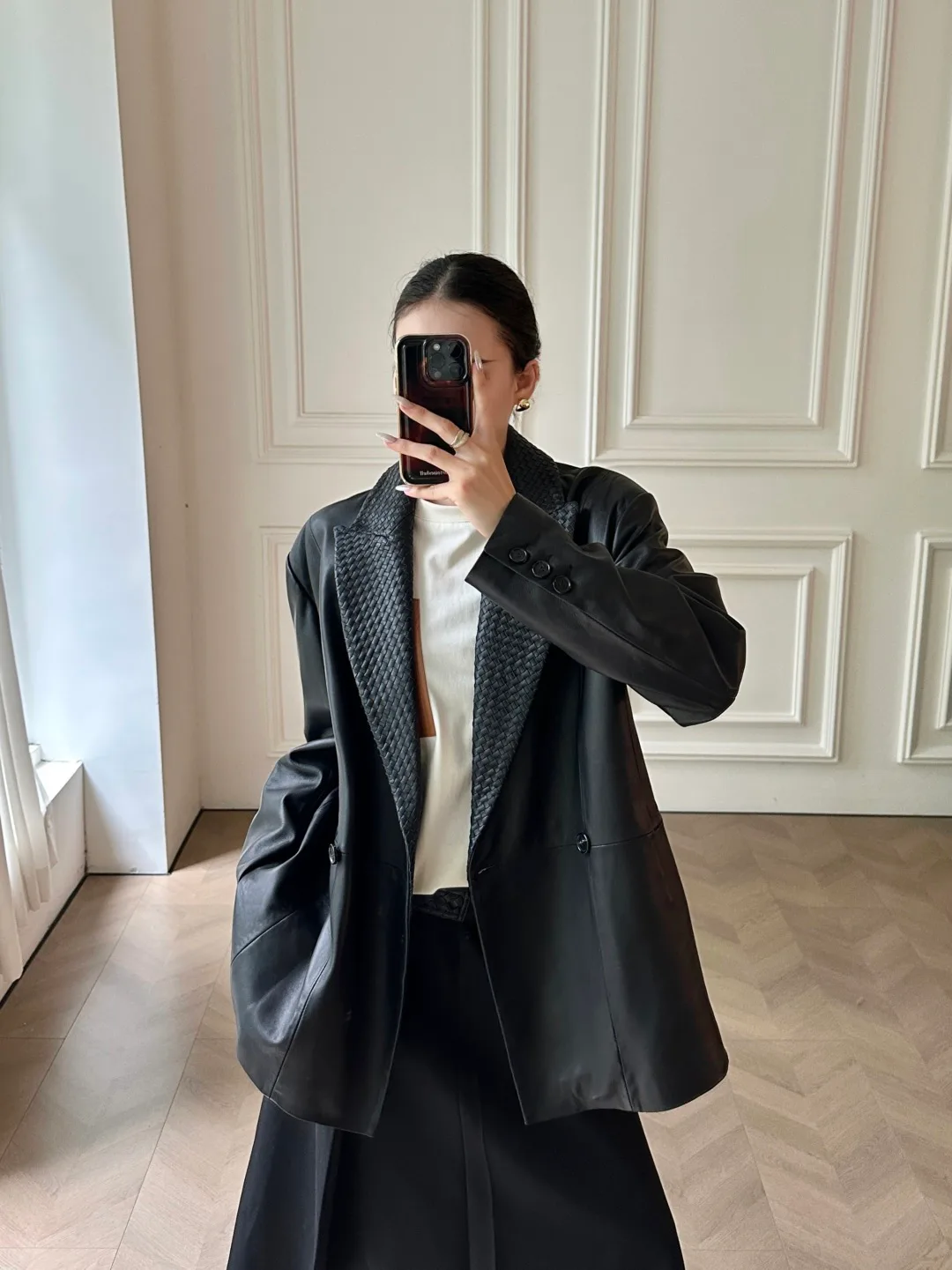 Кожаные Куртки И Дублёнки Женские Bottega Veneta 18200627