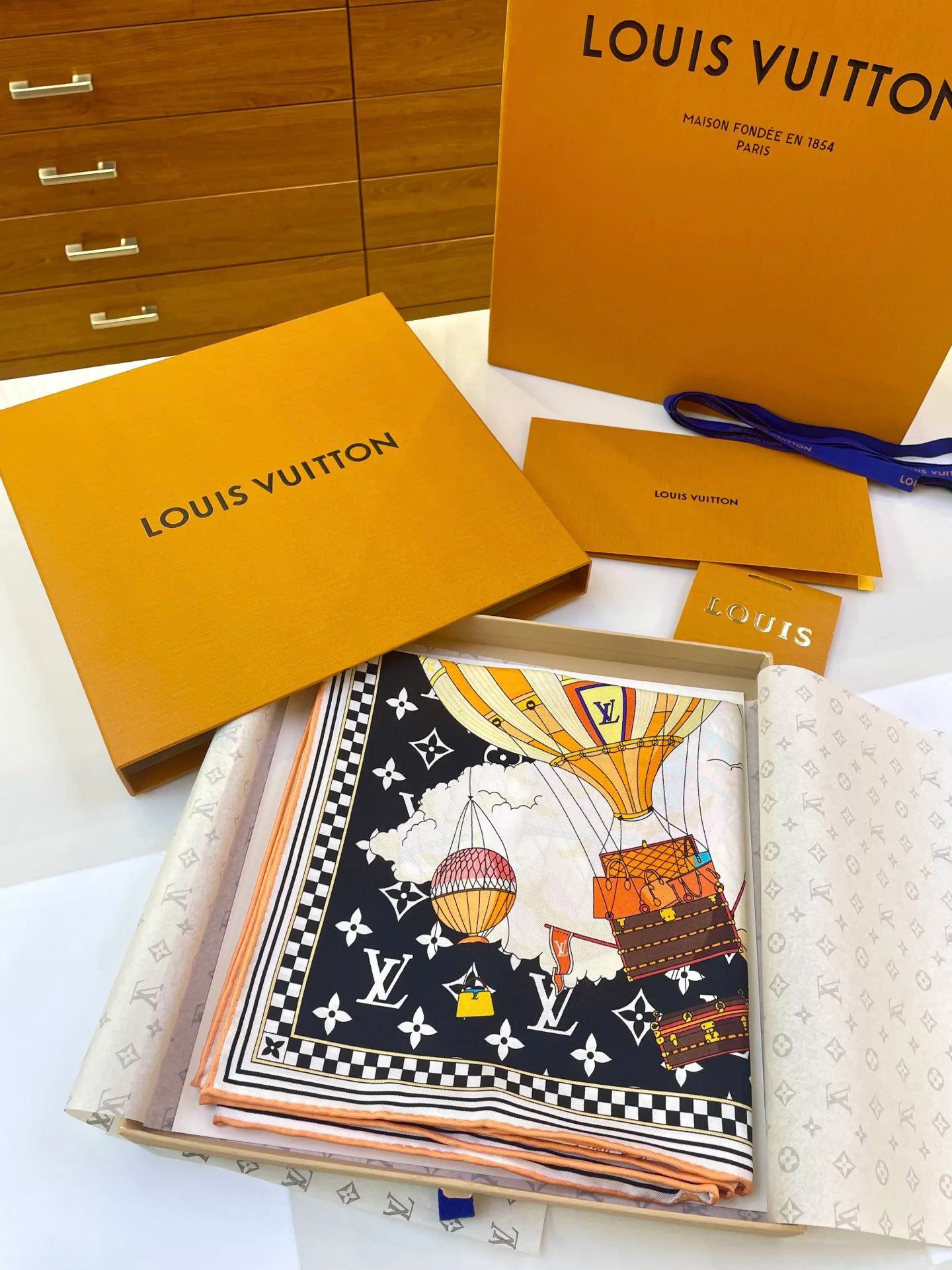 Платки Louis Vuitton 1981414