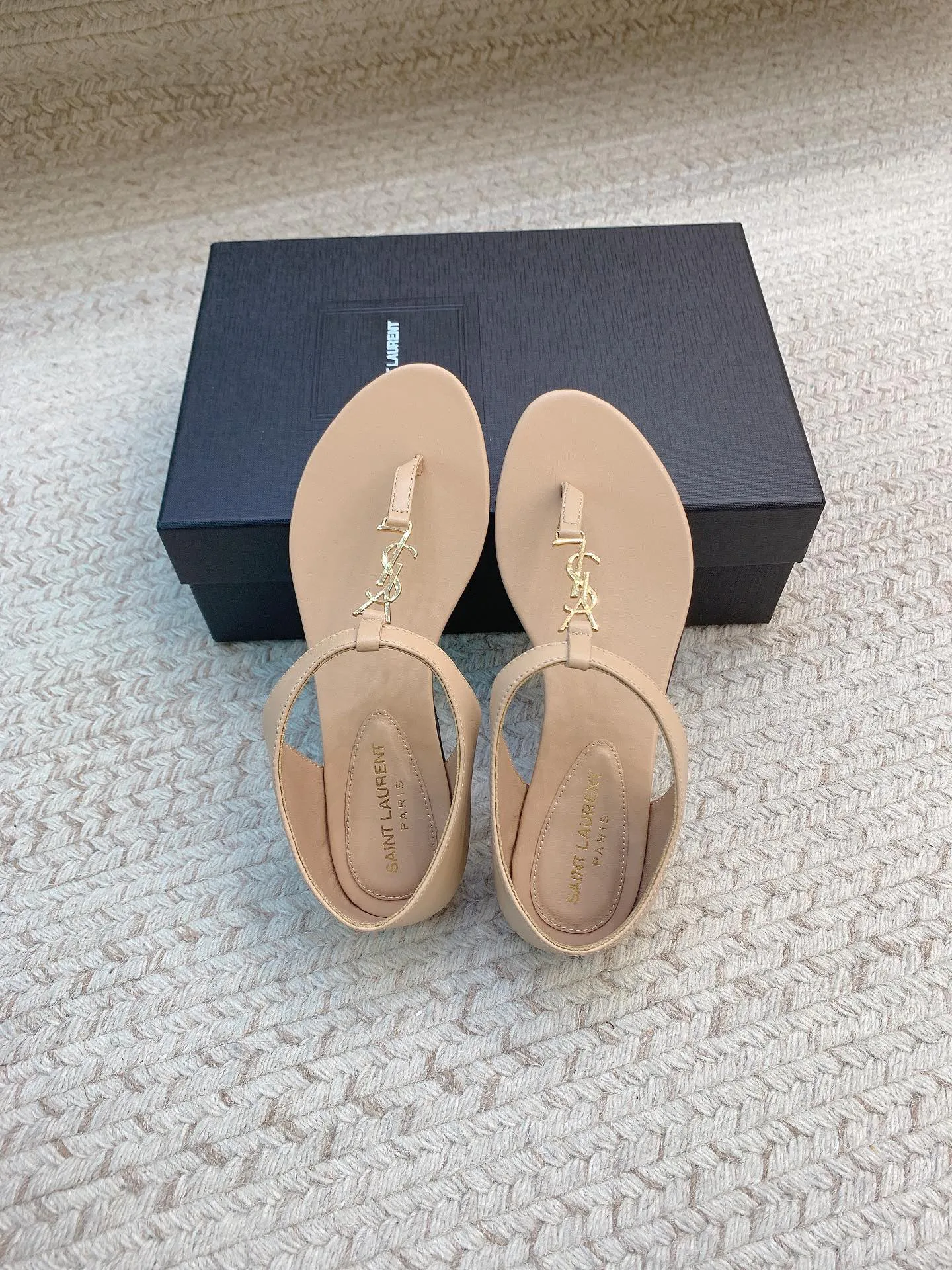 Сандалии Женские Saint Laurent 23865