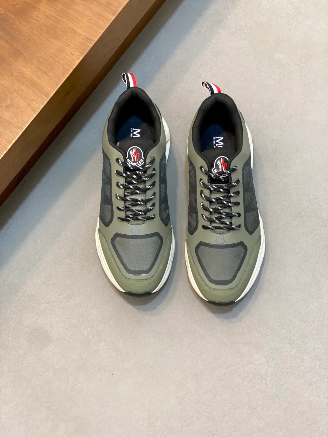 Кроссовки Мужские Moncler 18118861