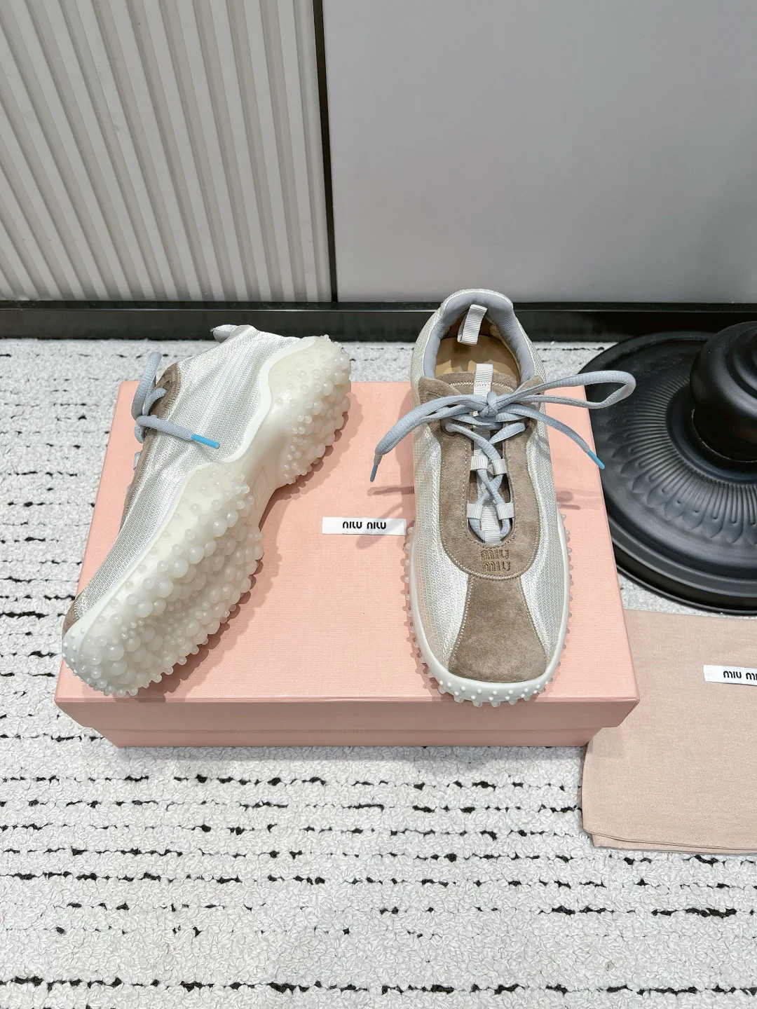 Кроссовки Женские Miu Miu 17578021