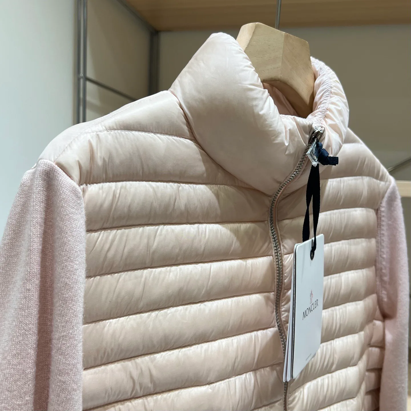 Куртки И Пуховики Женские Moncler 18043622