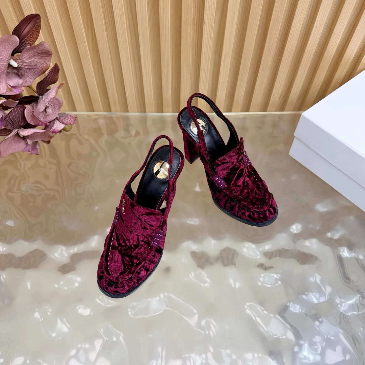 Туфли Женские Saint Laurent 10873389