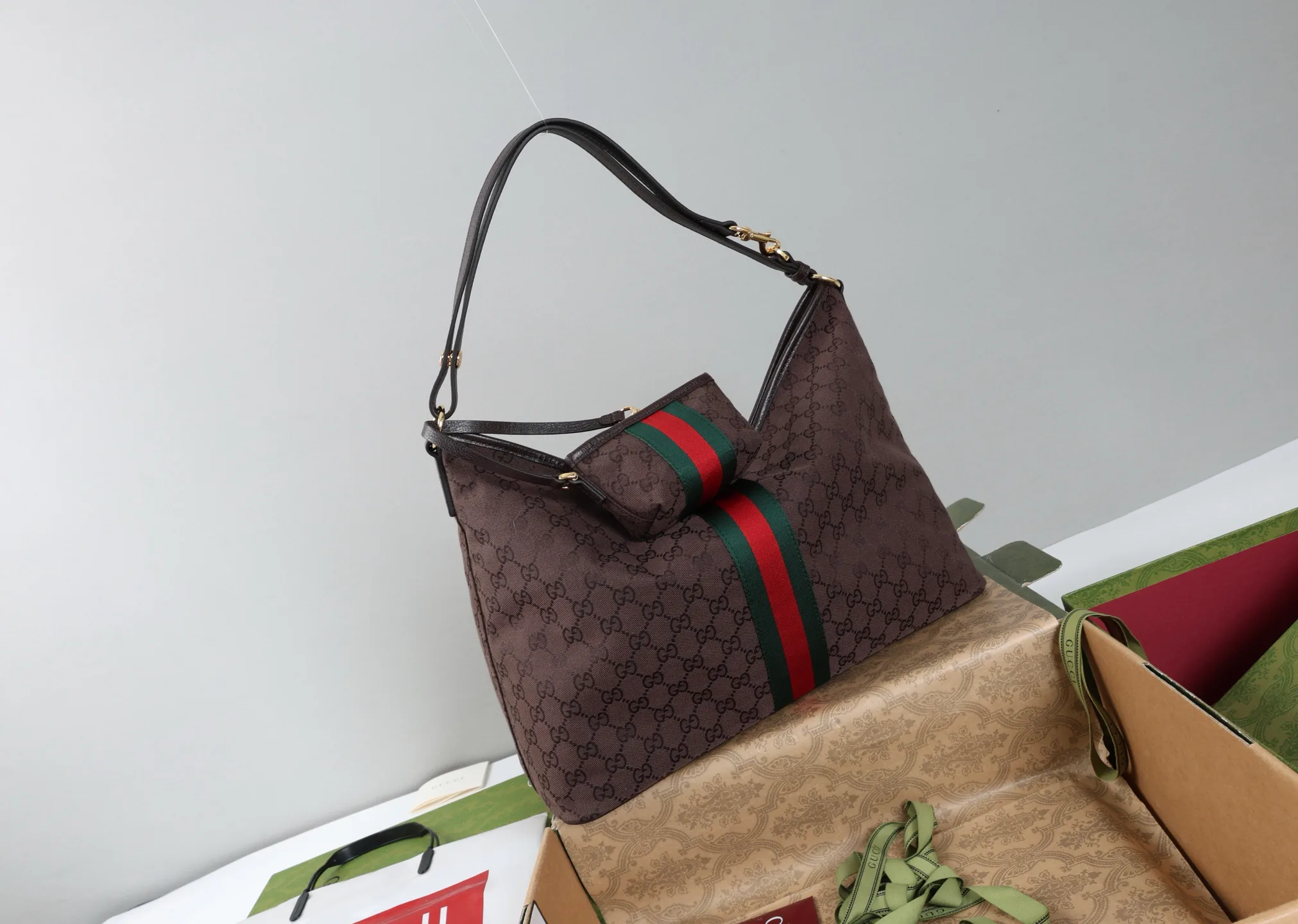 Классические Сумки Женские Gucci 18250604