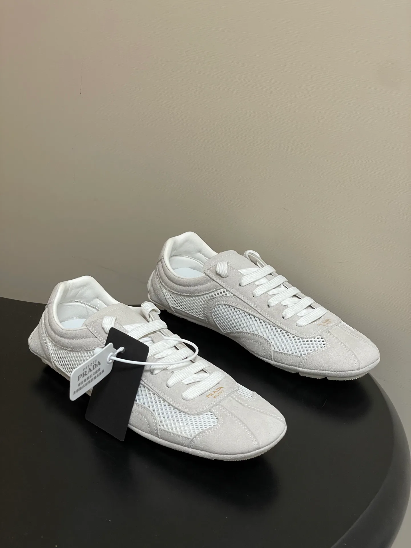 Кроссовки Женские Prada 12880104