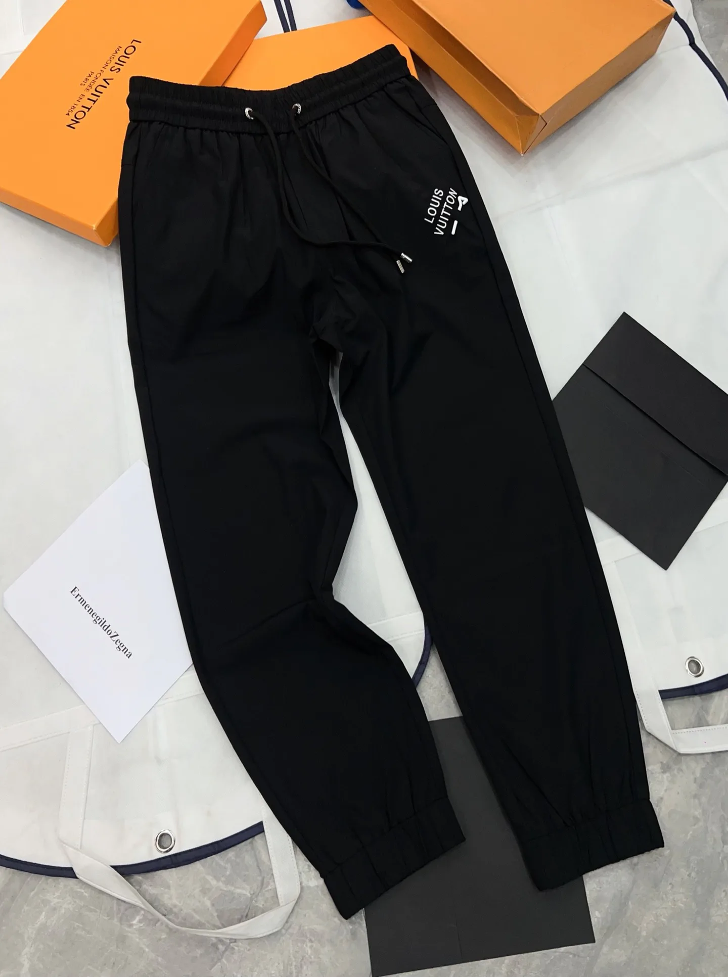 Брюки Мужские Louis Vuitton 12729699