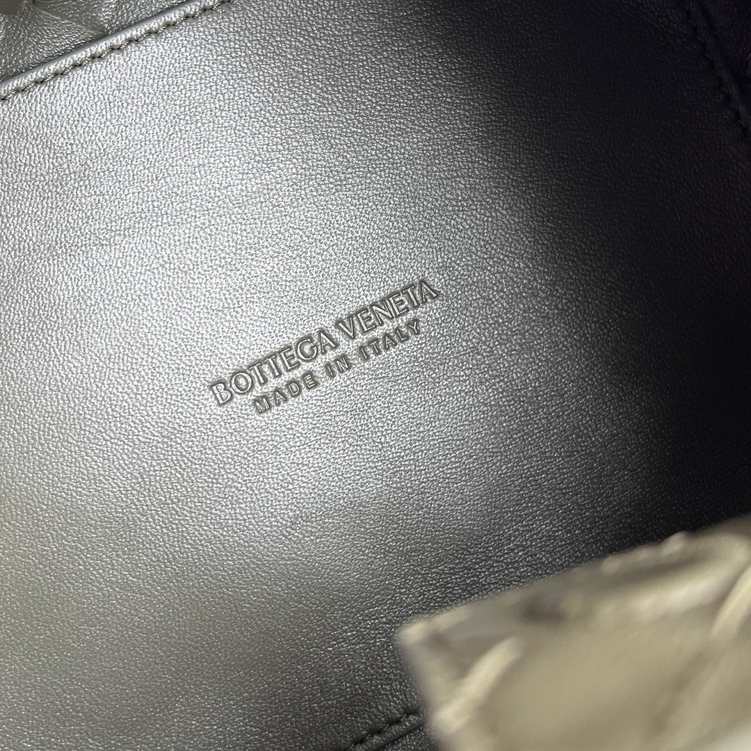Сумки На Ремне Женские Bottega Veneta 11425391