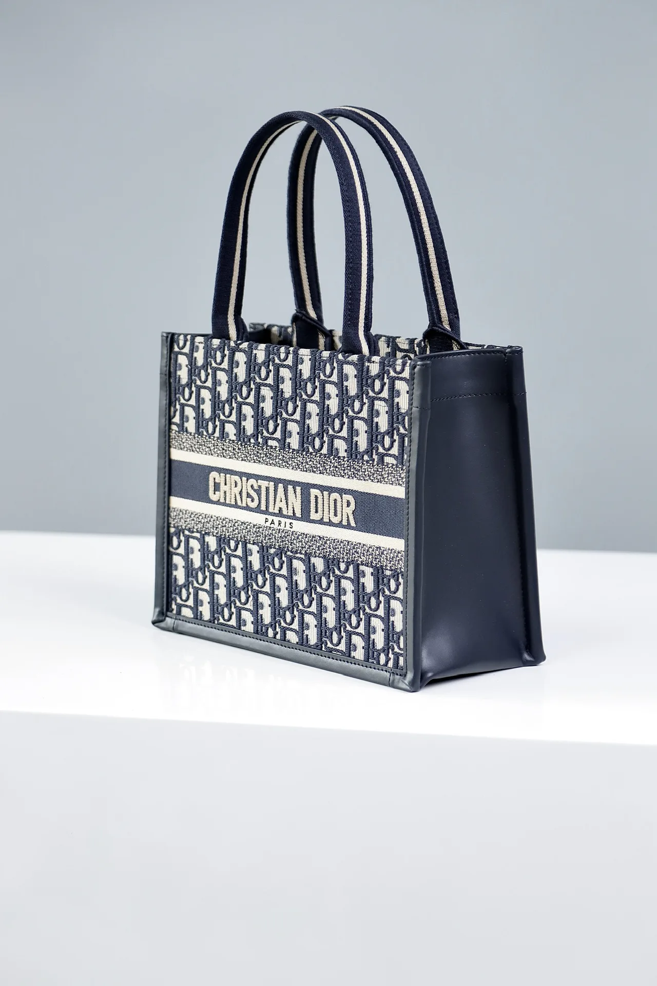 Классические Сумки Женские Christian Dior 11564966