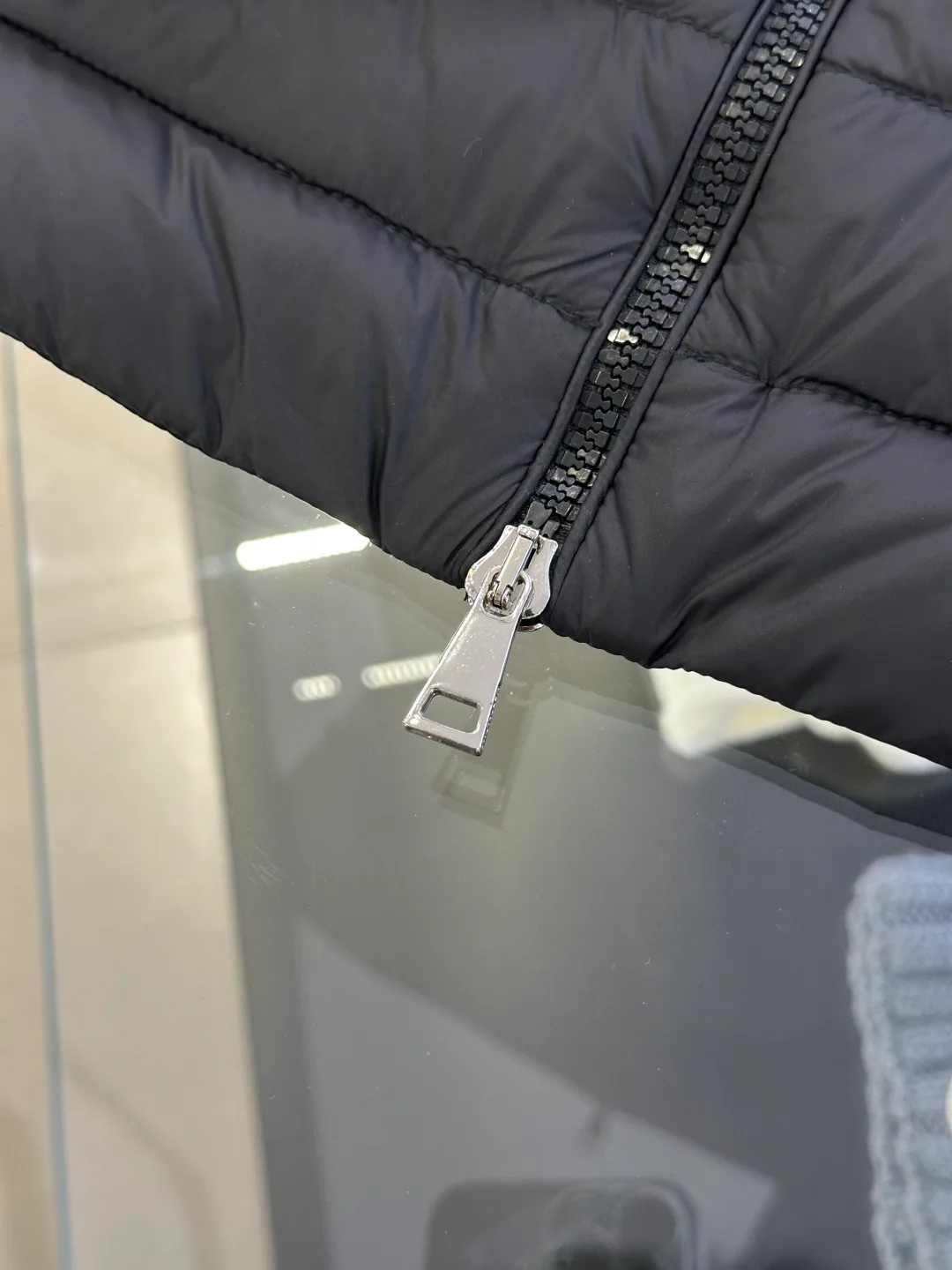 Куртки И Пуховики Женские Moncler 19572756