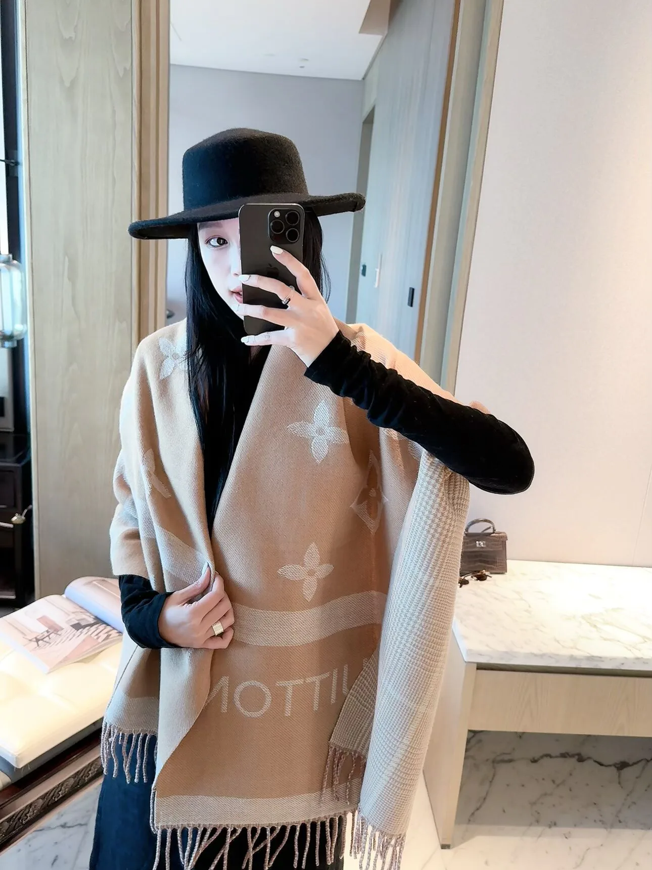Шарфы Louis Vuitton 18002827