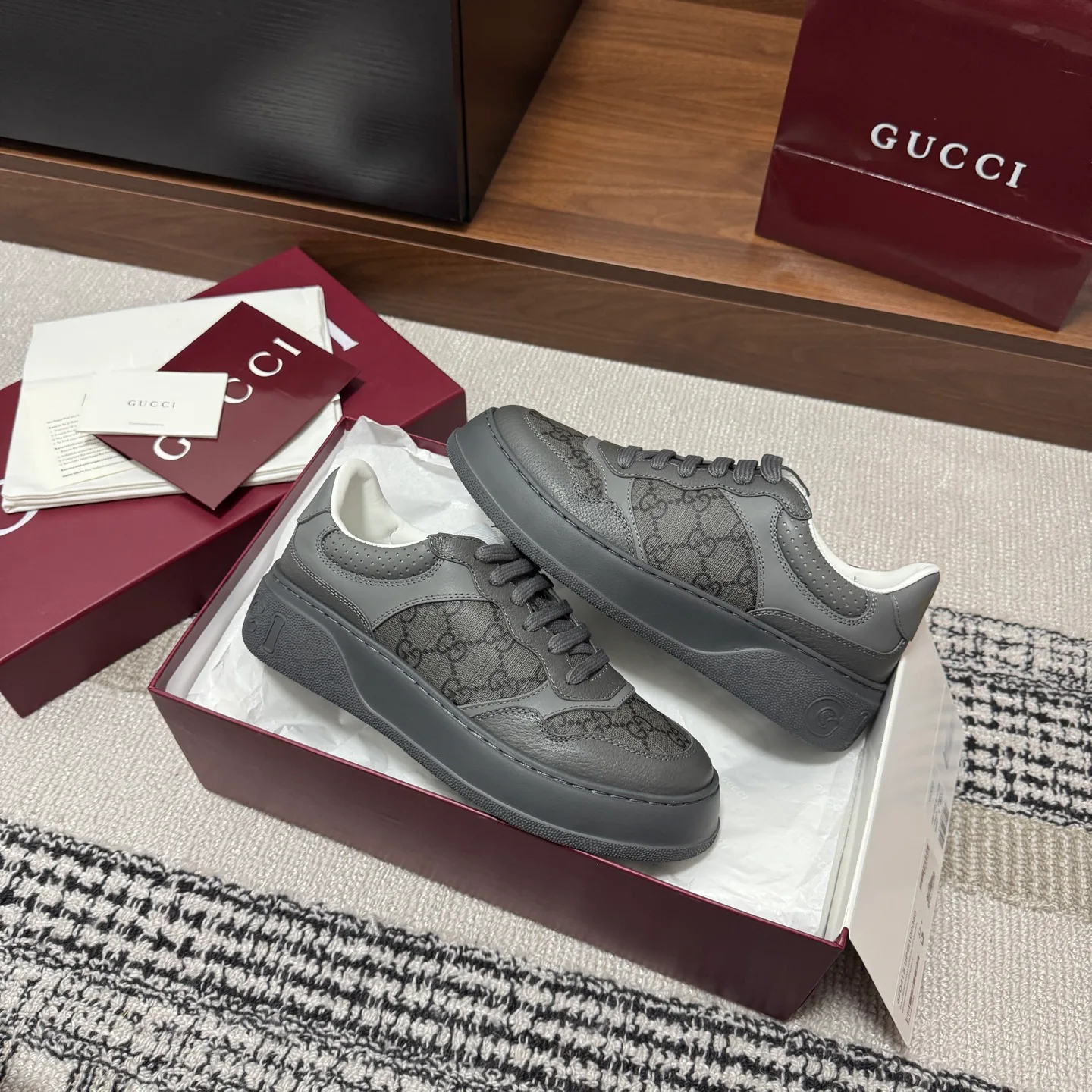 Кроссовки Женские Gucci 1225476