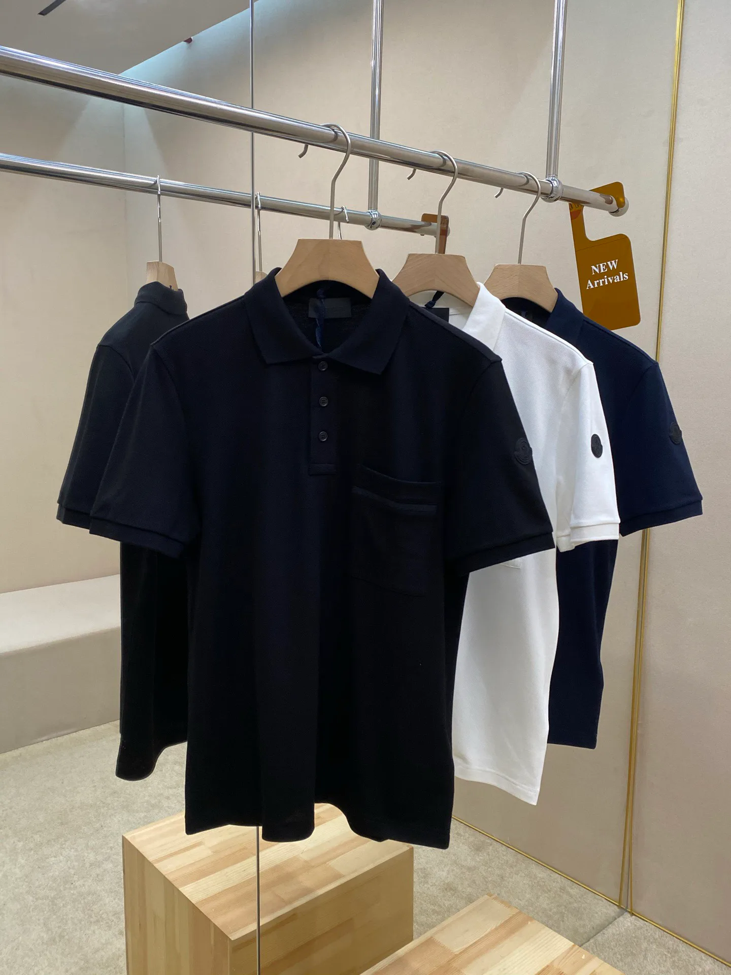 Рубашки Мужские Moncler 12680399