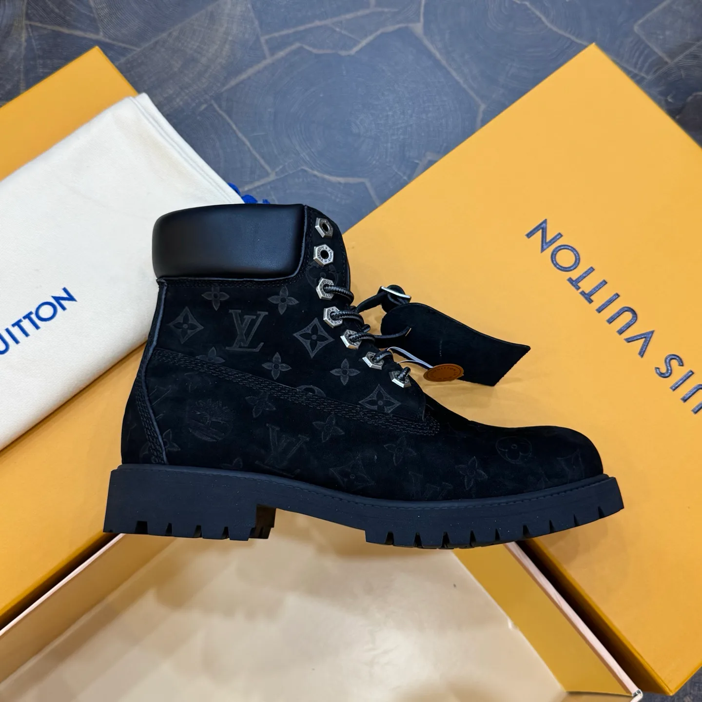 Ботинки Мужские Louis Vuitton 18267071
