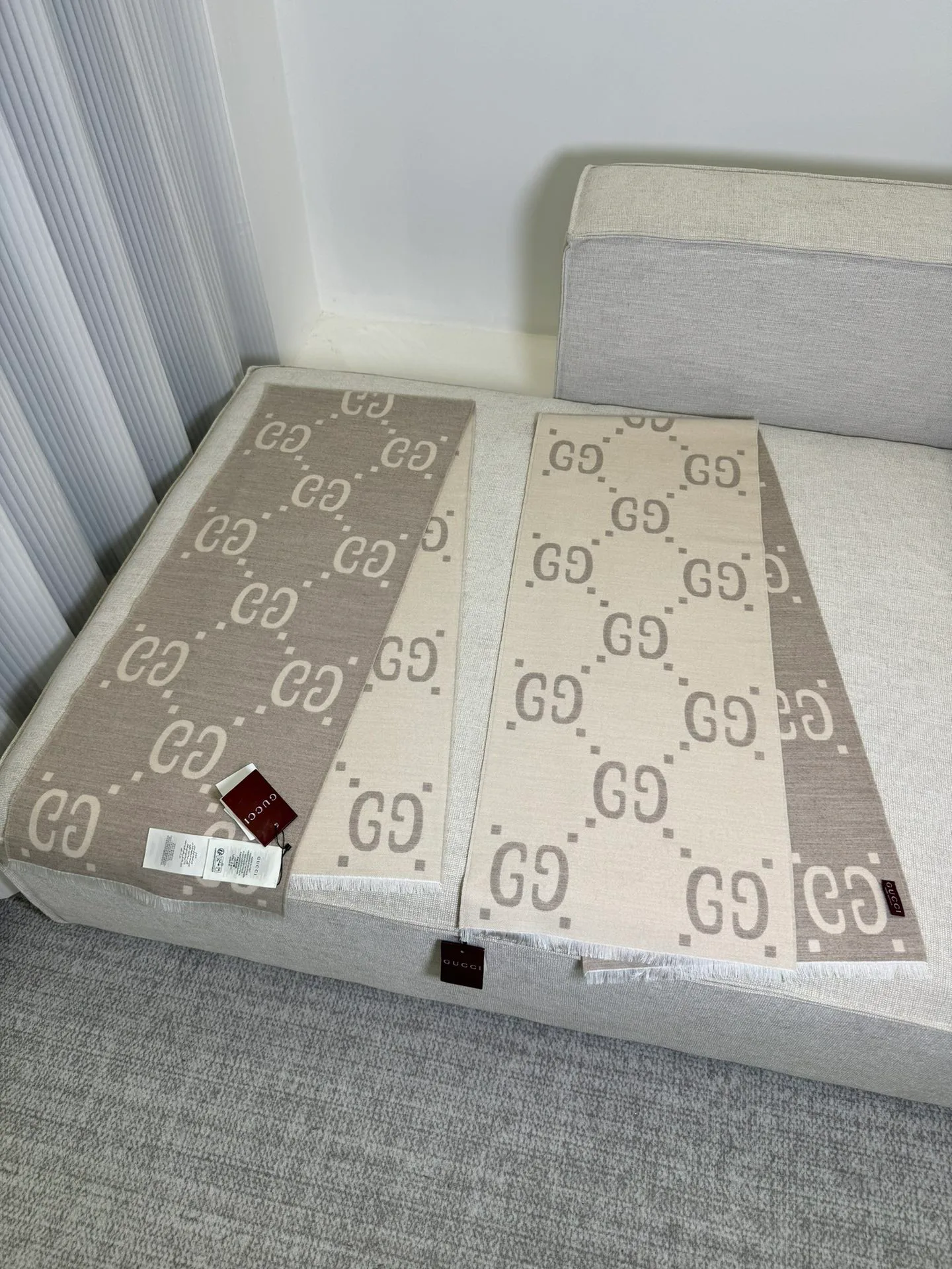 Шарфы Gucci 1748