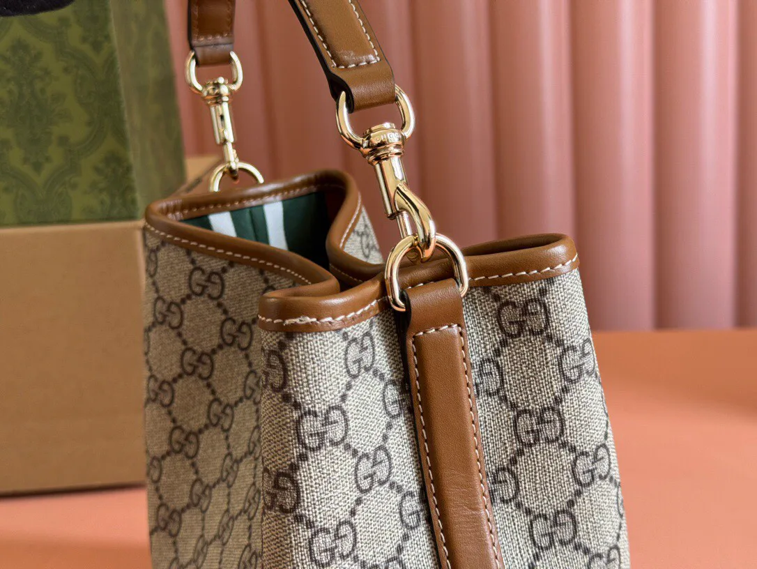 Классические Сумки Женские Gucci 11394904