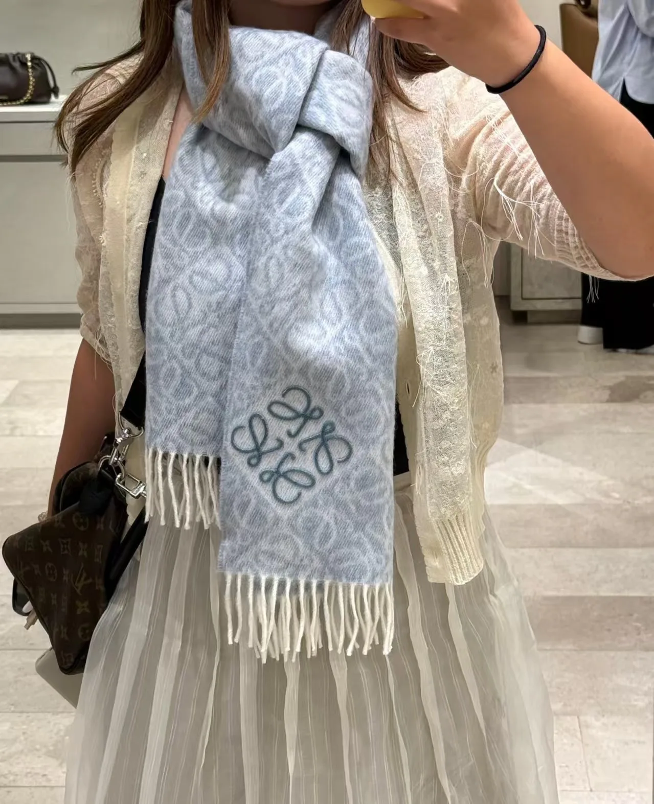 Шарфы Loewe 18141125