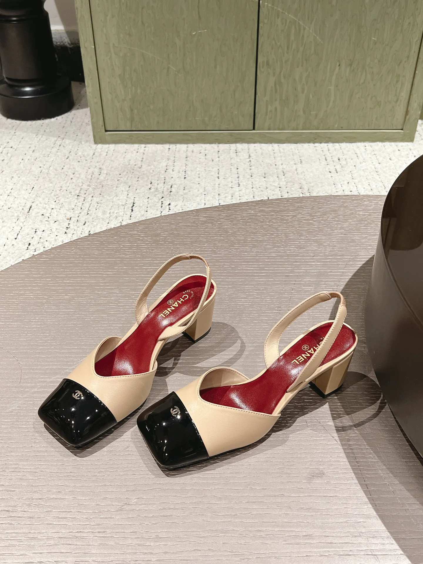 Босоножки Женские Chanel 18508974