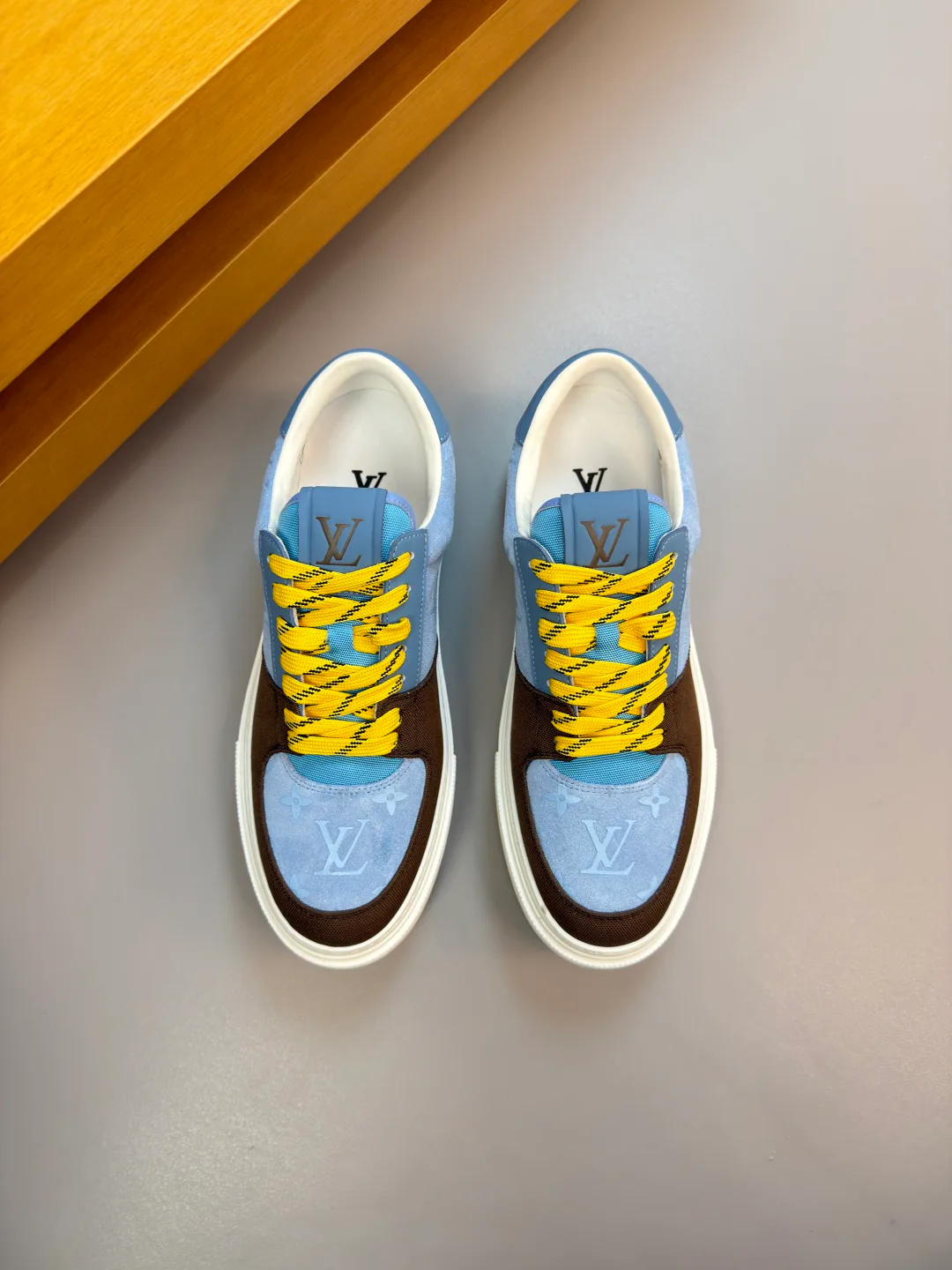 Кроссовки Женские Louis Vuitton 1628762