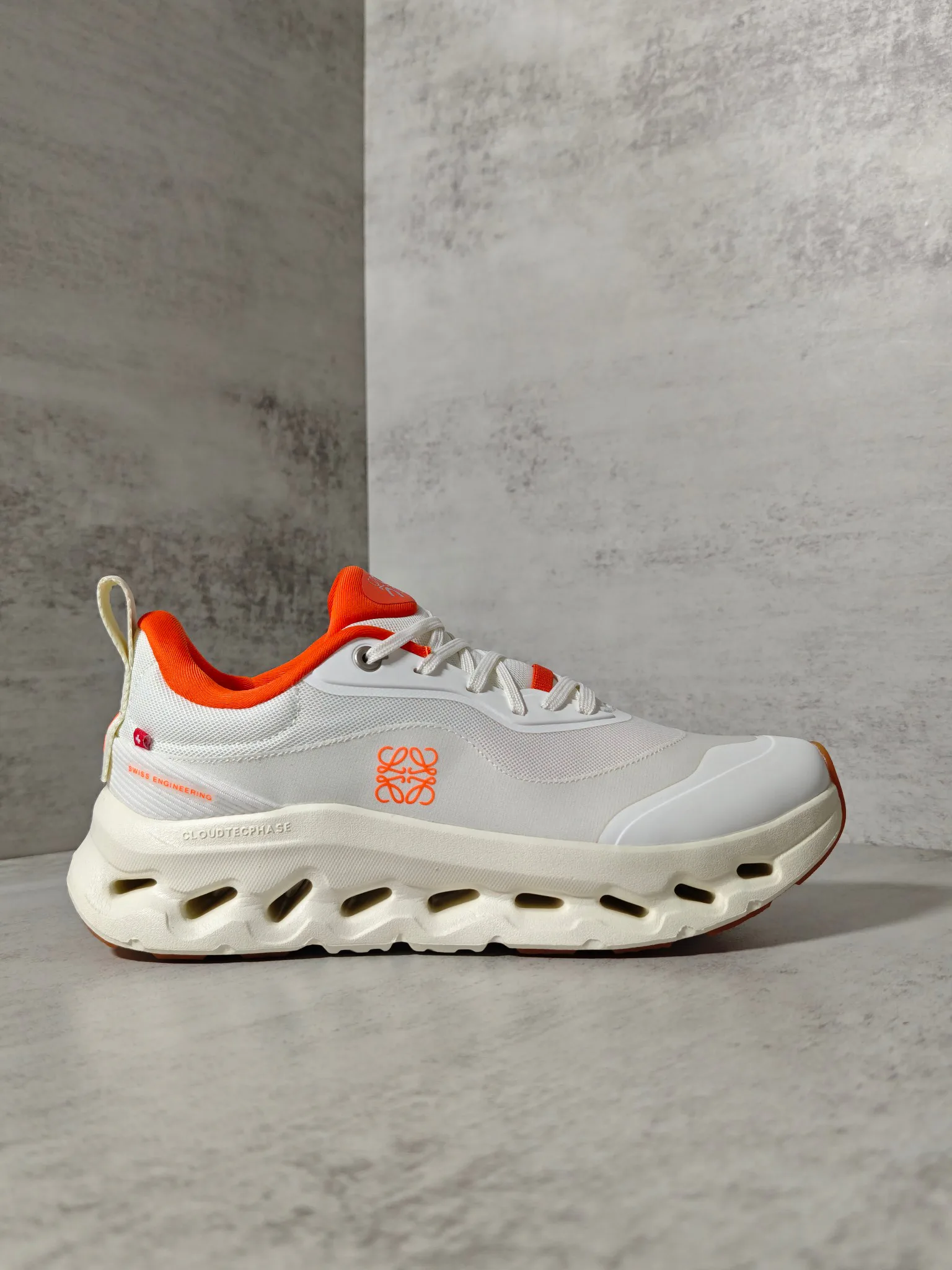 Кроссовки Женские Loewe 108288