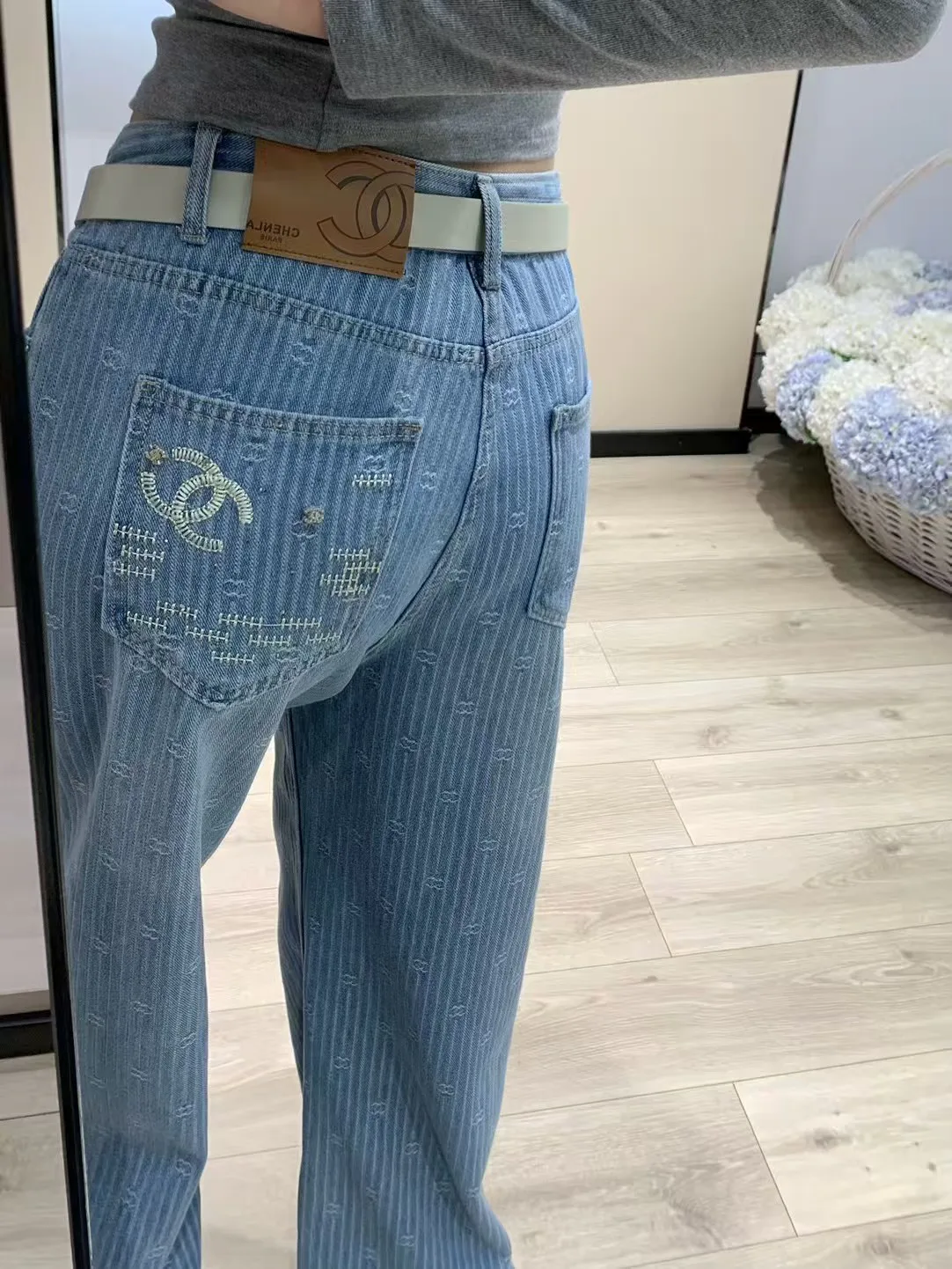 Джинсы Женские Chanel 10288365