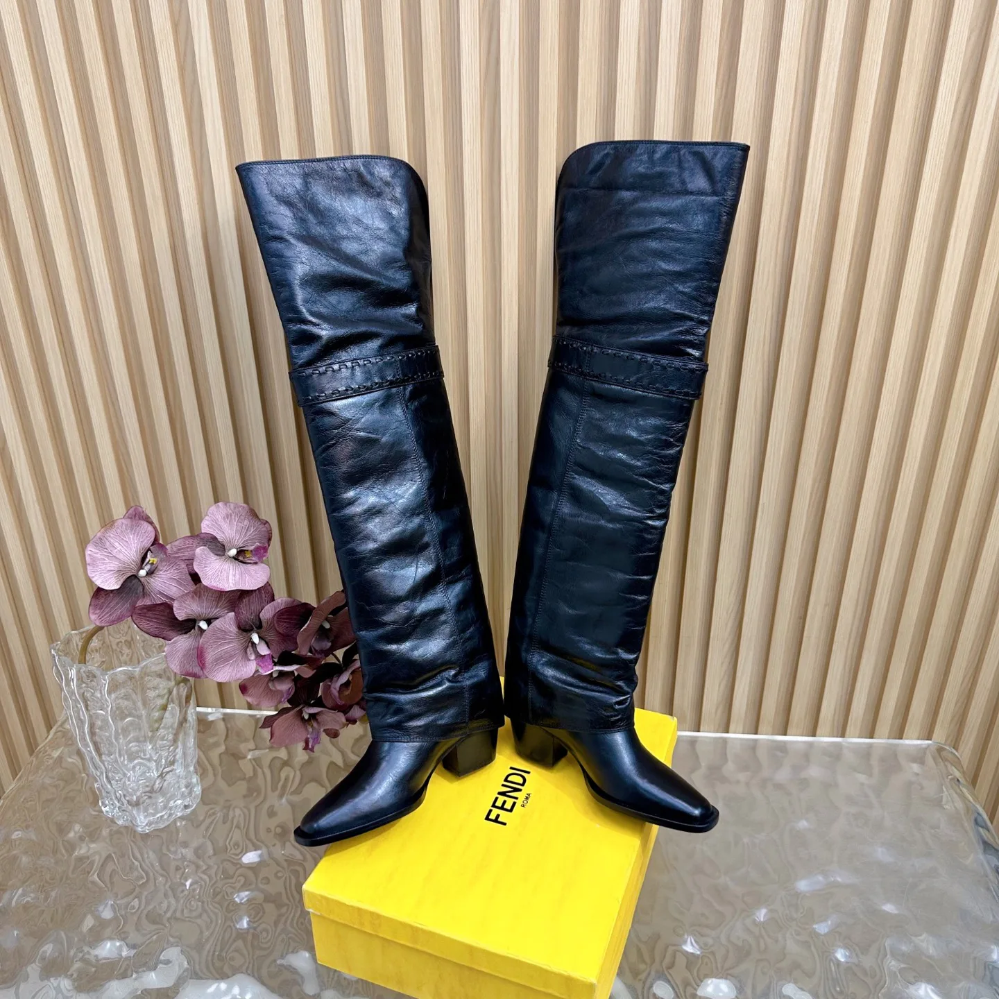 Сапоги Женские Fendi 18235460