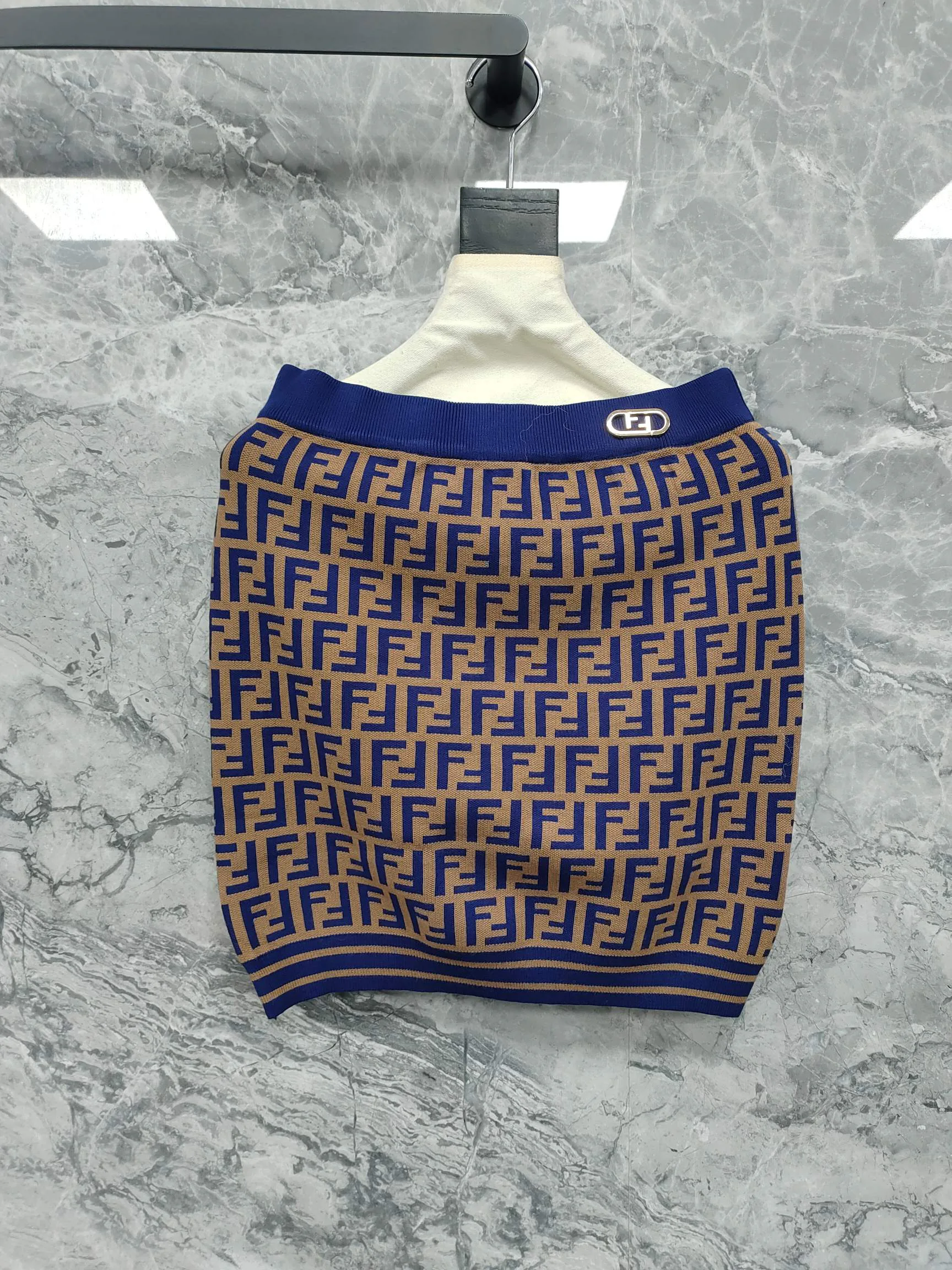 Юбки Женские Fendi 18743546