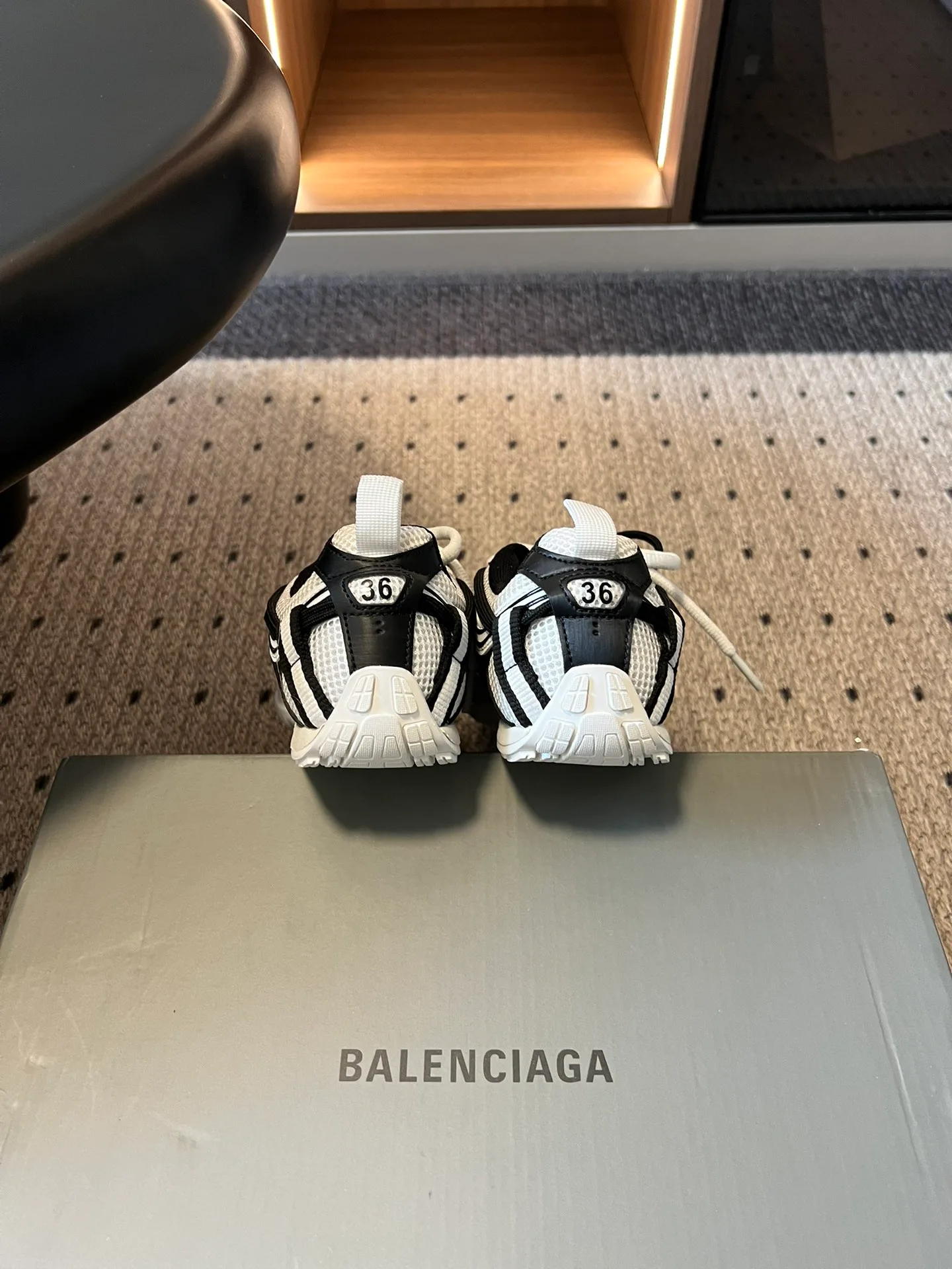 Кроссовки Женские Balenciaga 12713040