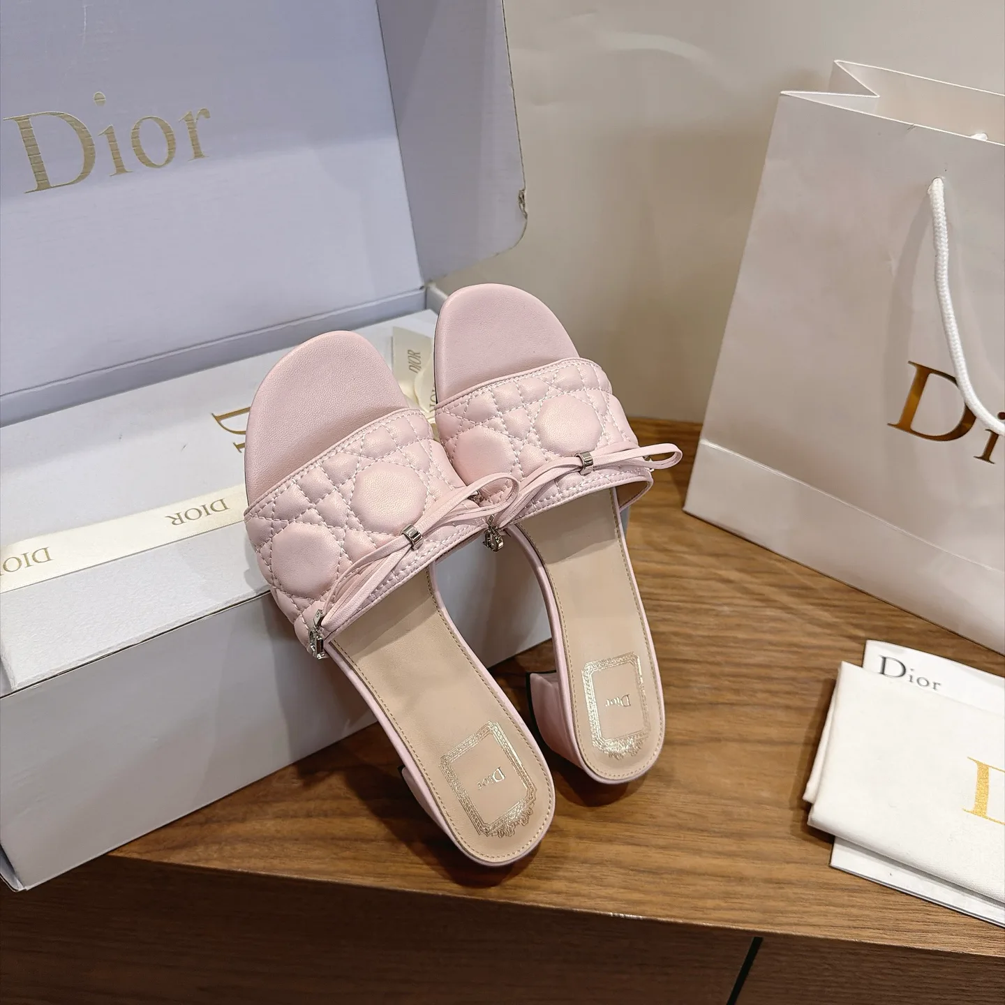 Босоножки Женские Christian Dior 17903973