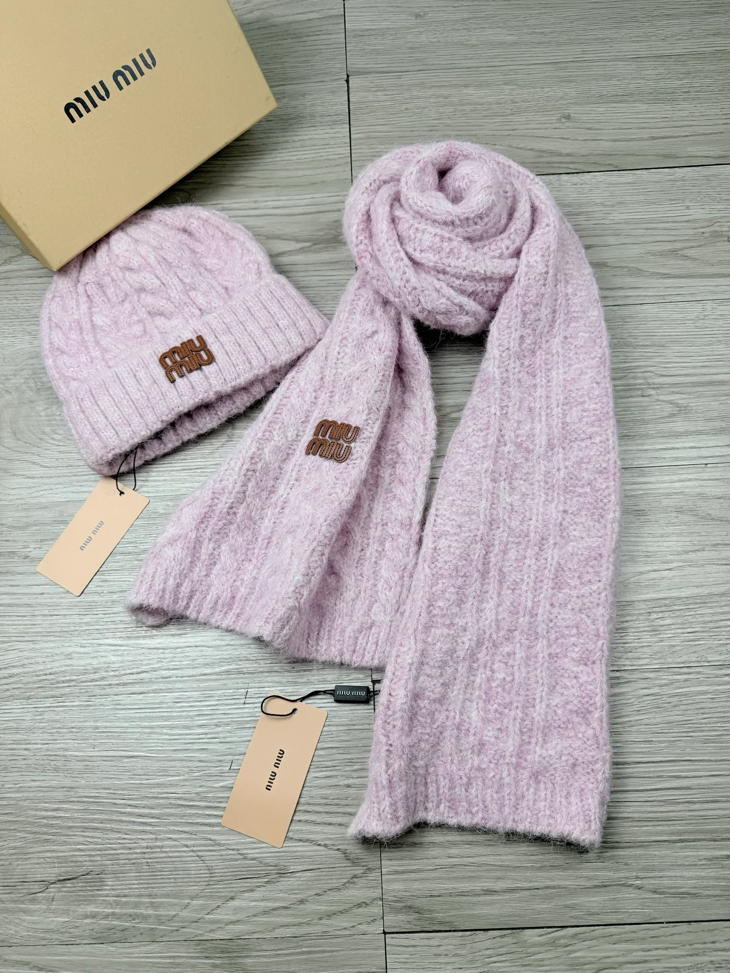 Головные Уборы Miu Miu 18549261