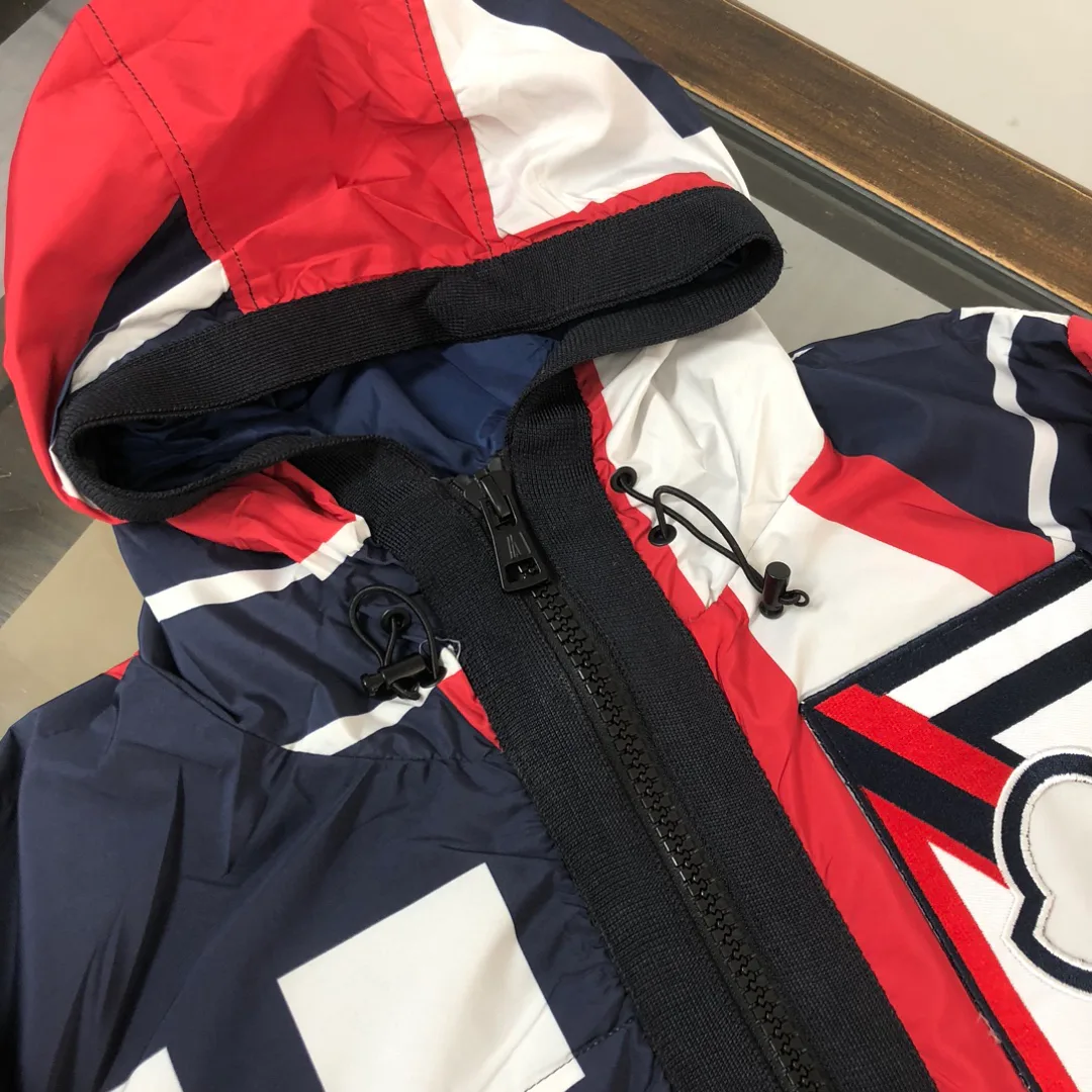 Куртки И Пуховики Мужские Moncler 13230264