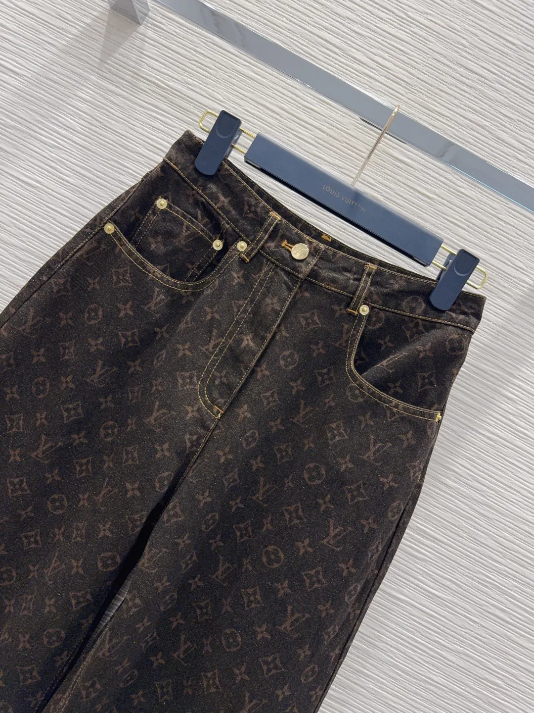 Джинсы Женские Louis Vuitton 19284129
