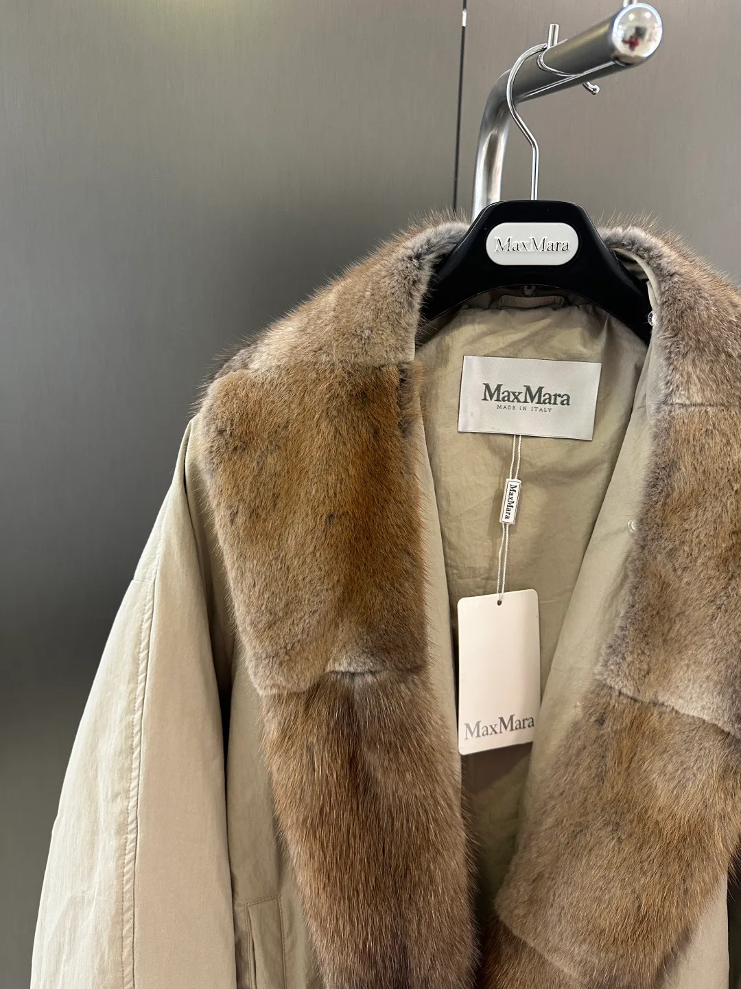 Куртки И Пуховики Женские Max Mara 550743