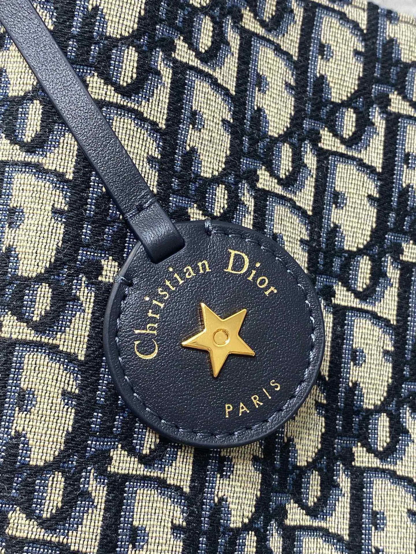 Сумки На Ремне Женские Christian Dior 11665031
