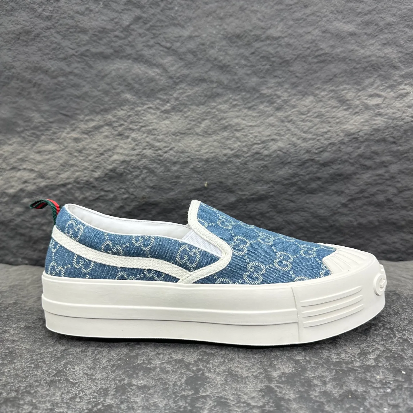 Кроссовки Мужские Gucci 18154153