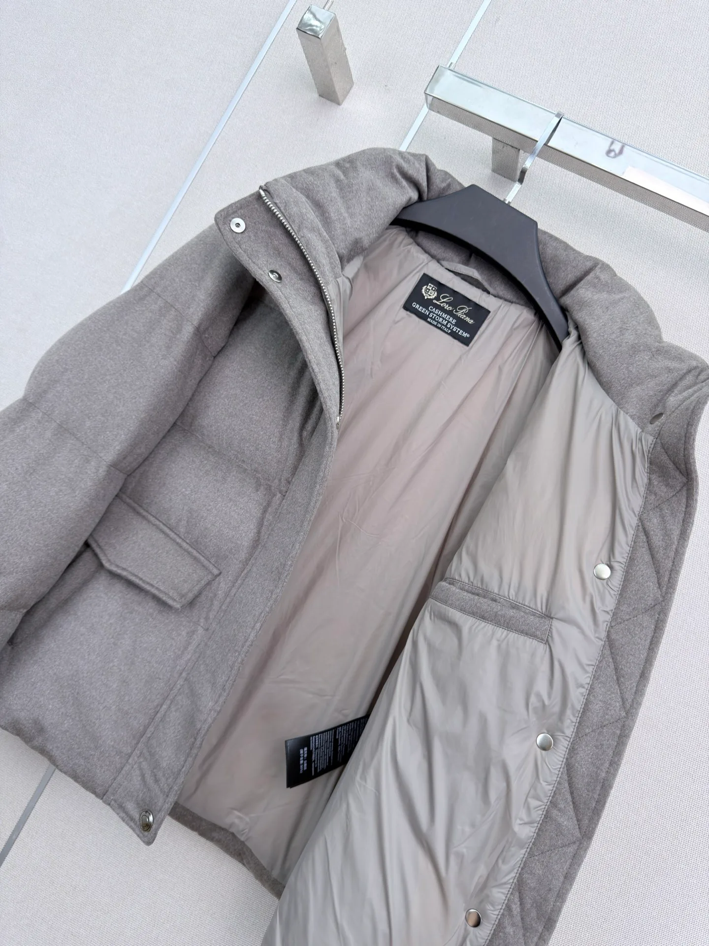 Куртки И Пуховики Женские Loro Piana 18108713