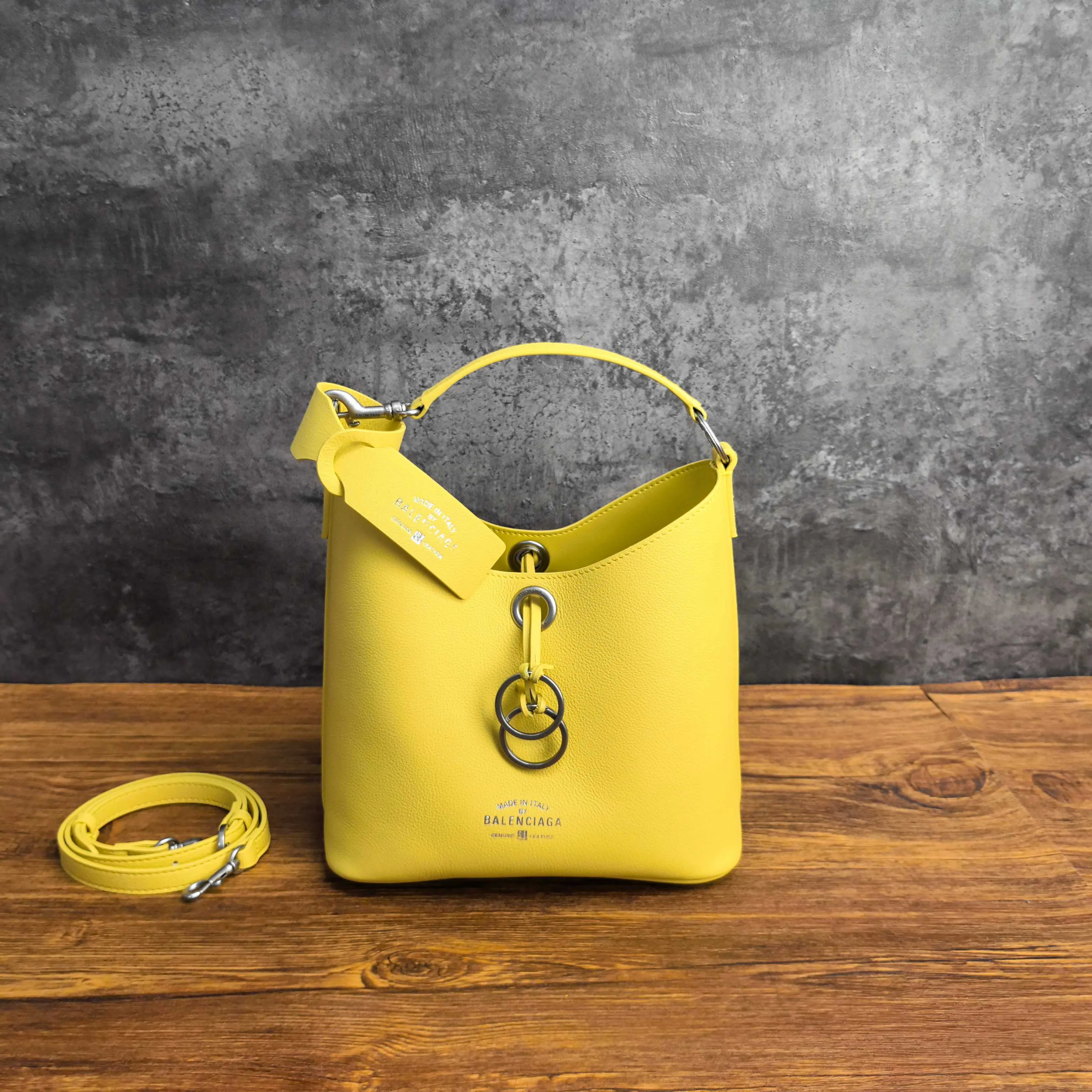 Классические Сумки Женские Balenciaga 12669069