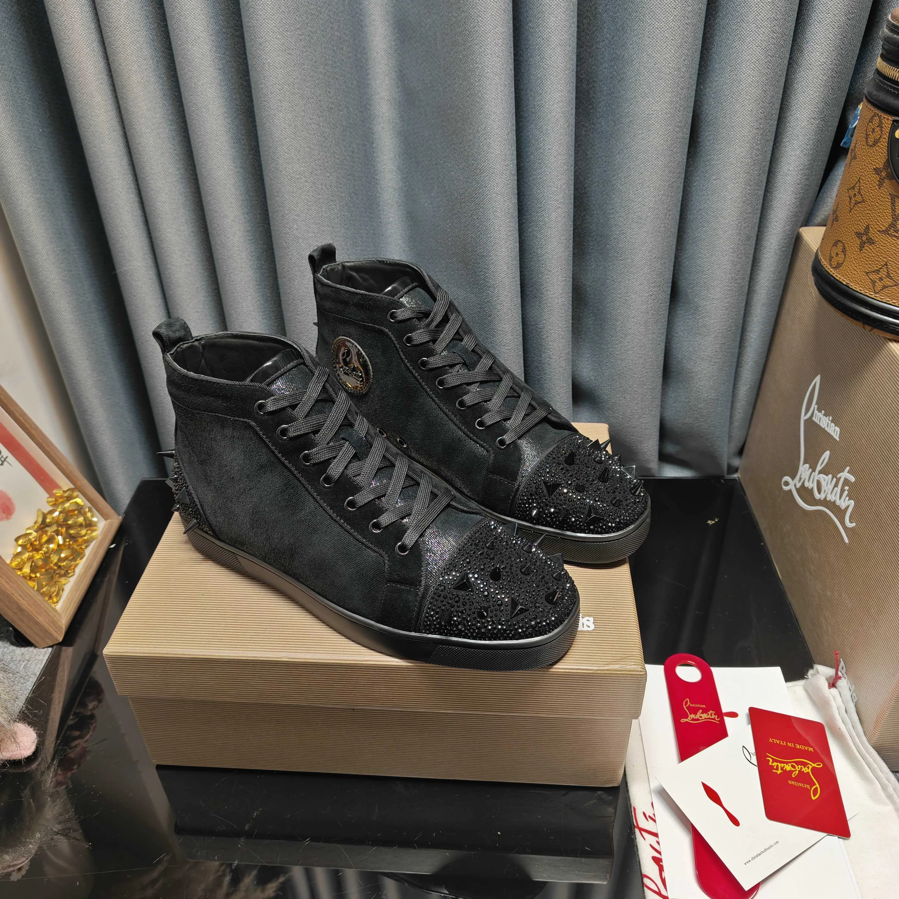 Кеды Женские Christian Louboutin 3958085