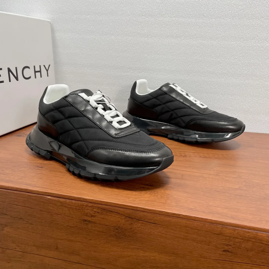 Кроссовки Мужские Givenchy 17307229