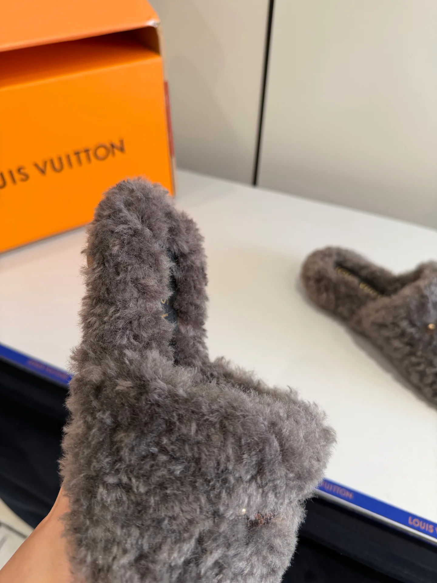 Тапочки Женские Louis Vuitton 20085249